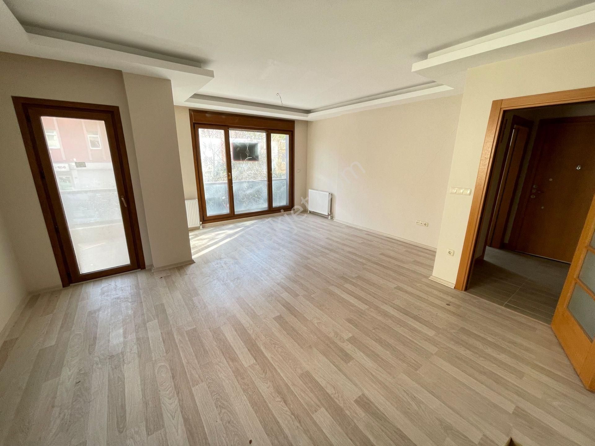 Ataşehir İnönü Mah.de, İskanlı Ve Kapalı Otoparklı Binada, 3+1 Satılık Daire