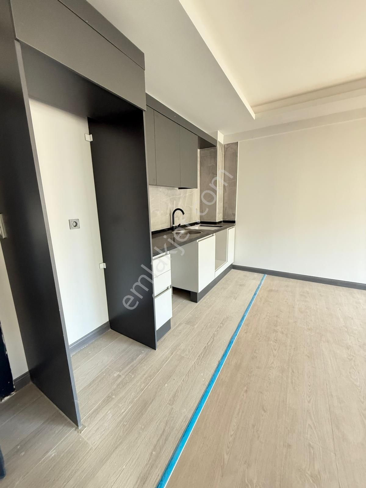Altıntaş Ana Cadde Yakını Özellikli Site İçi 1+1 Satılık Daire - Görsel 4