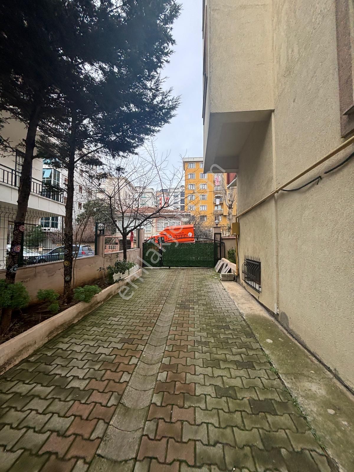 Maltepe Bağlarbaşın'da Oldukca Kullanışlı 3+1 Satılık Dairemiz - Görsel 14