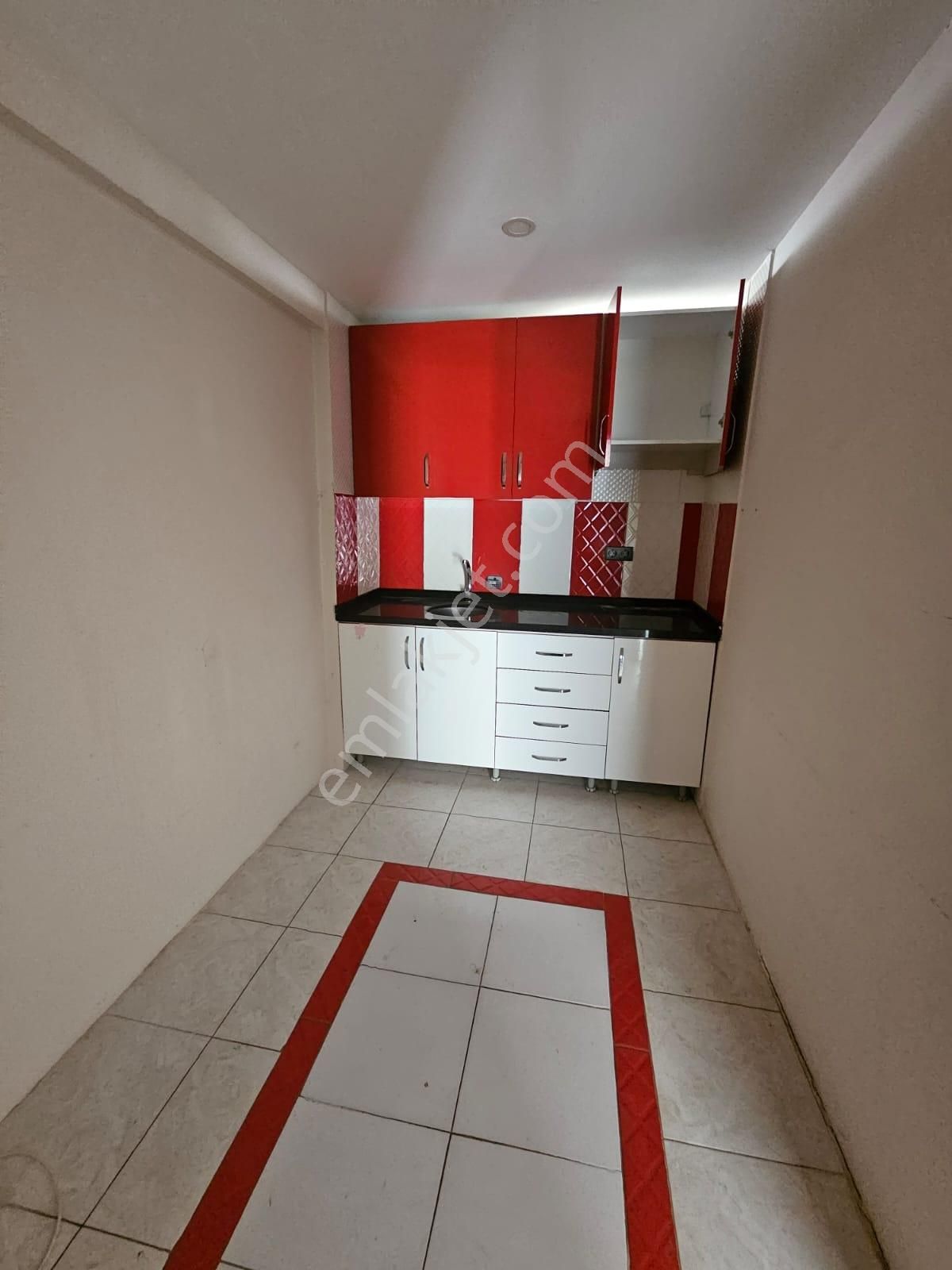 Güzeloba'da Cadde Üzeri Kiralık Geniş Dükkan - Görsel 15