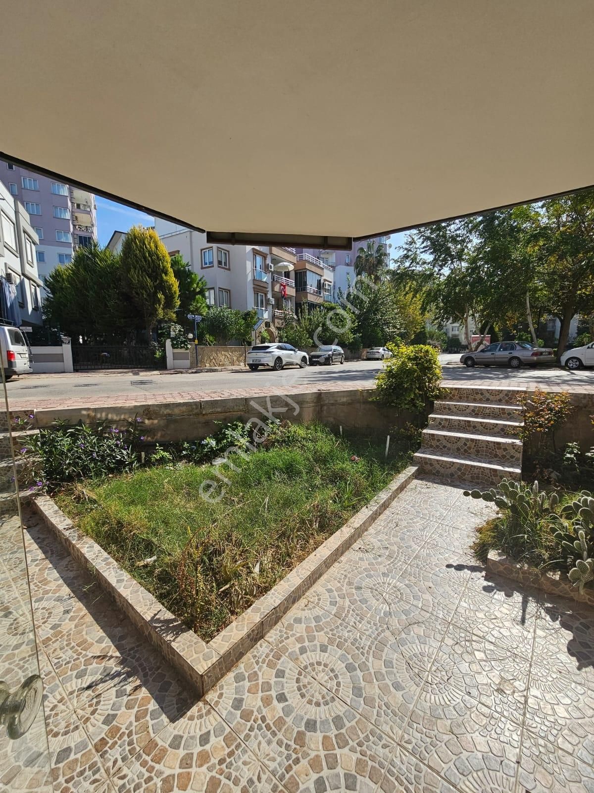 Güzeloba'da Cadde Üzeri Kiralık Geniş Dükkan - Görsel 30