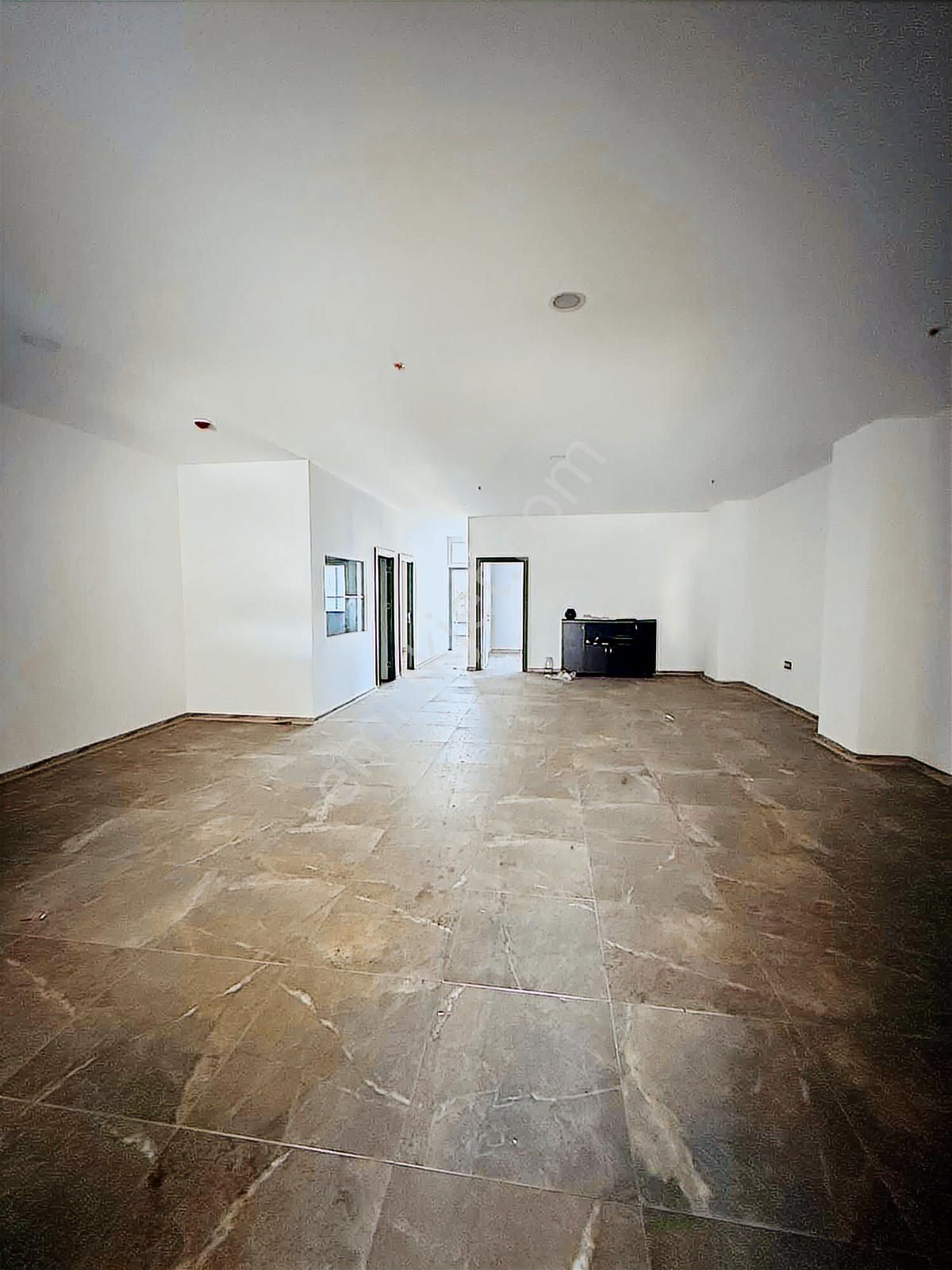 Güzeloba Rauf Denktaş Cadde Üzeri Kiralık Plaza - Görsel 12