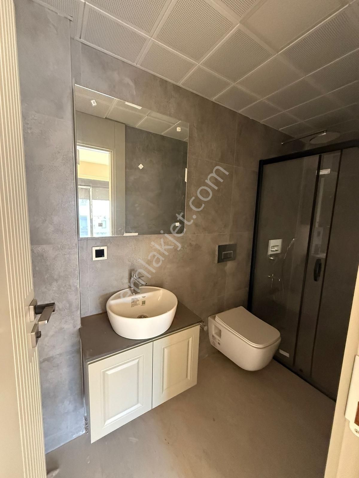 Rauf Denktaş Cad. Lüx Site'de 2+1 Bahçe Katı Satılık Daire - Görsel 33