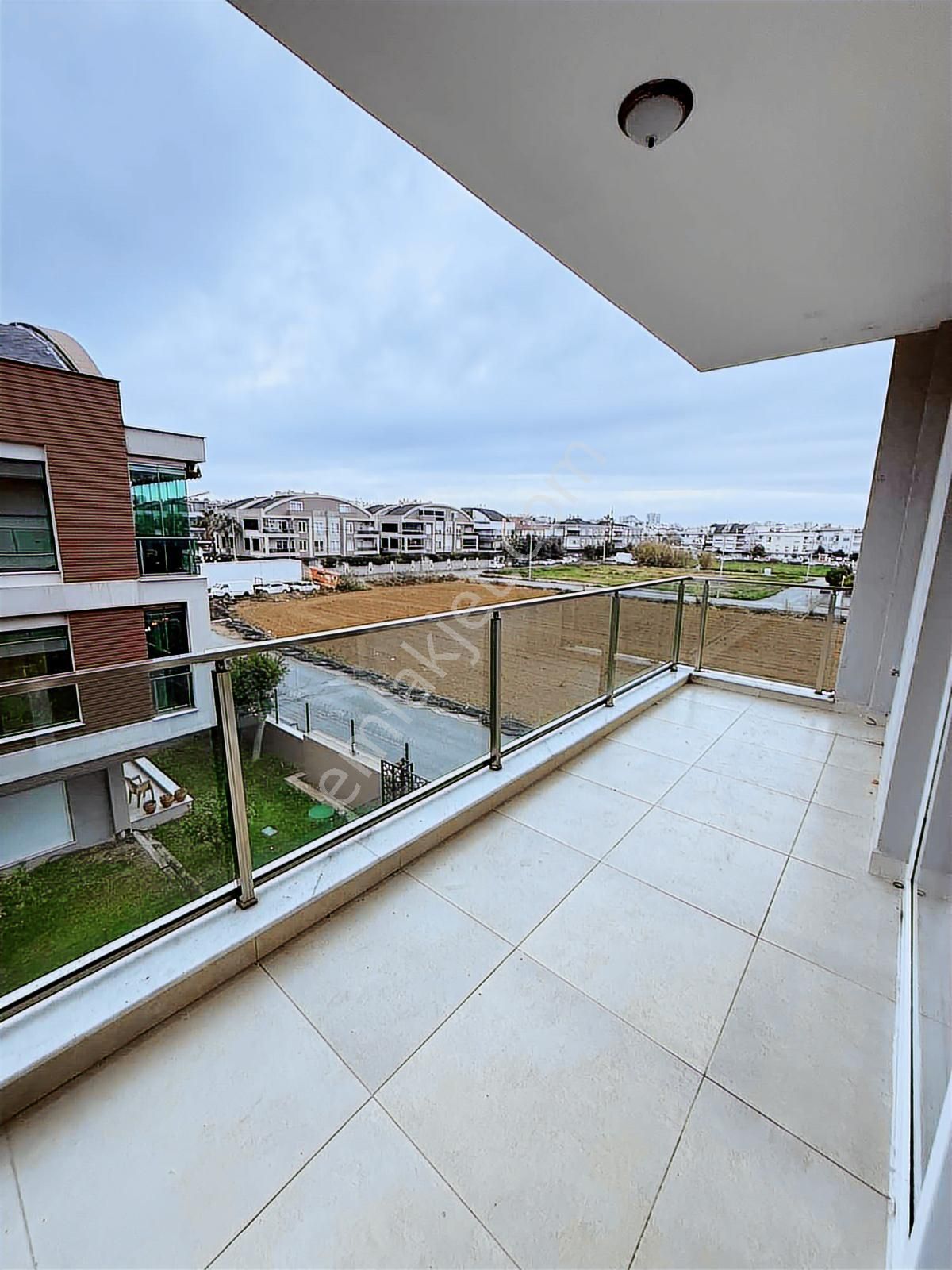 Güzelobada Havuzlu K.otoparklı 3+1 Daire - Görsel 8