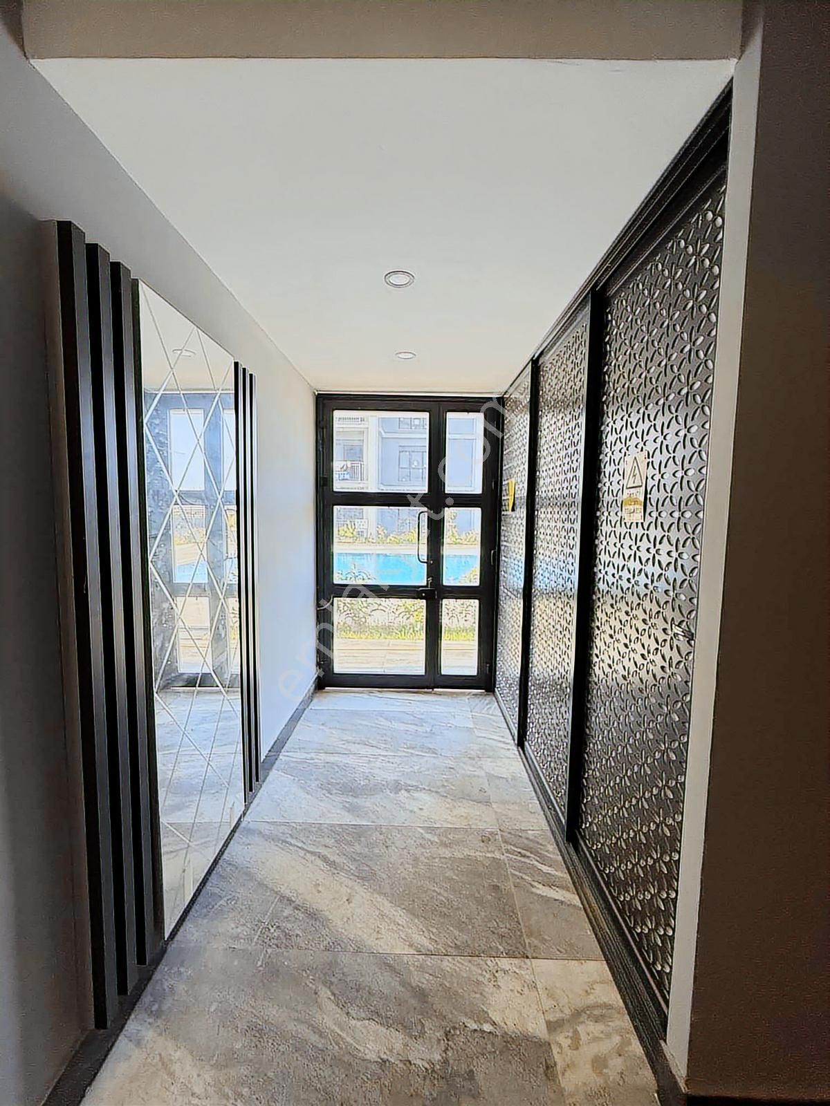 Altıntaş Caddeye Yakın Sıfır Eşyalı Sıfır Daire - Görsel 31