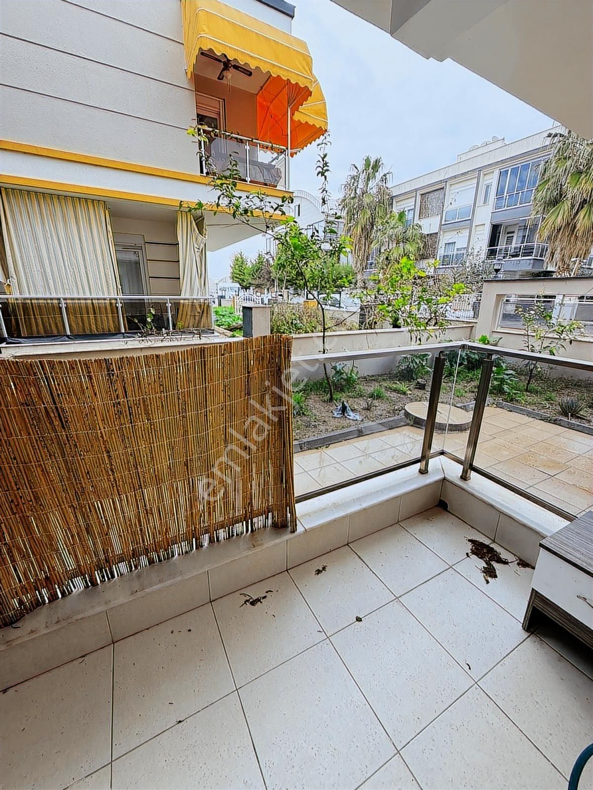 Rauf Denktaş Cad.yakını 1+1 Eşyalı Daire - Görsel 17