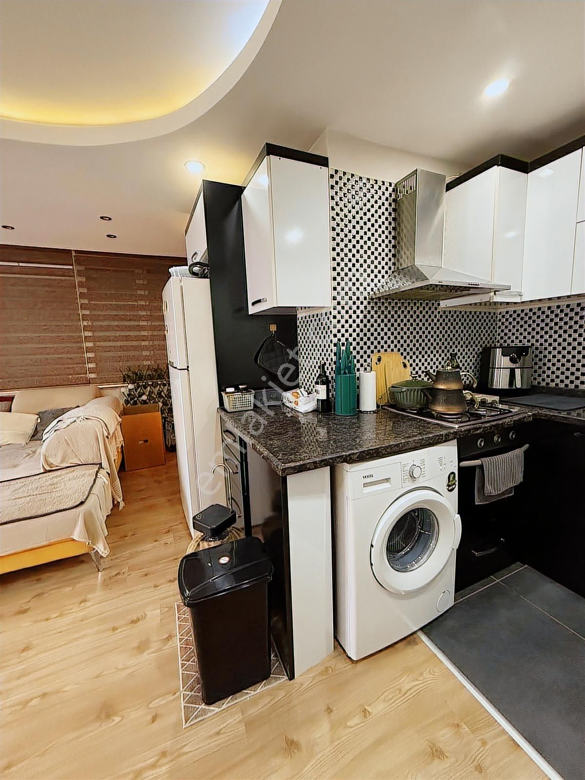 Rauf Denktaş Cad.yakını 1+1 Eşyalı Daire - Görsel 5