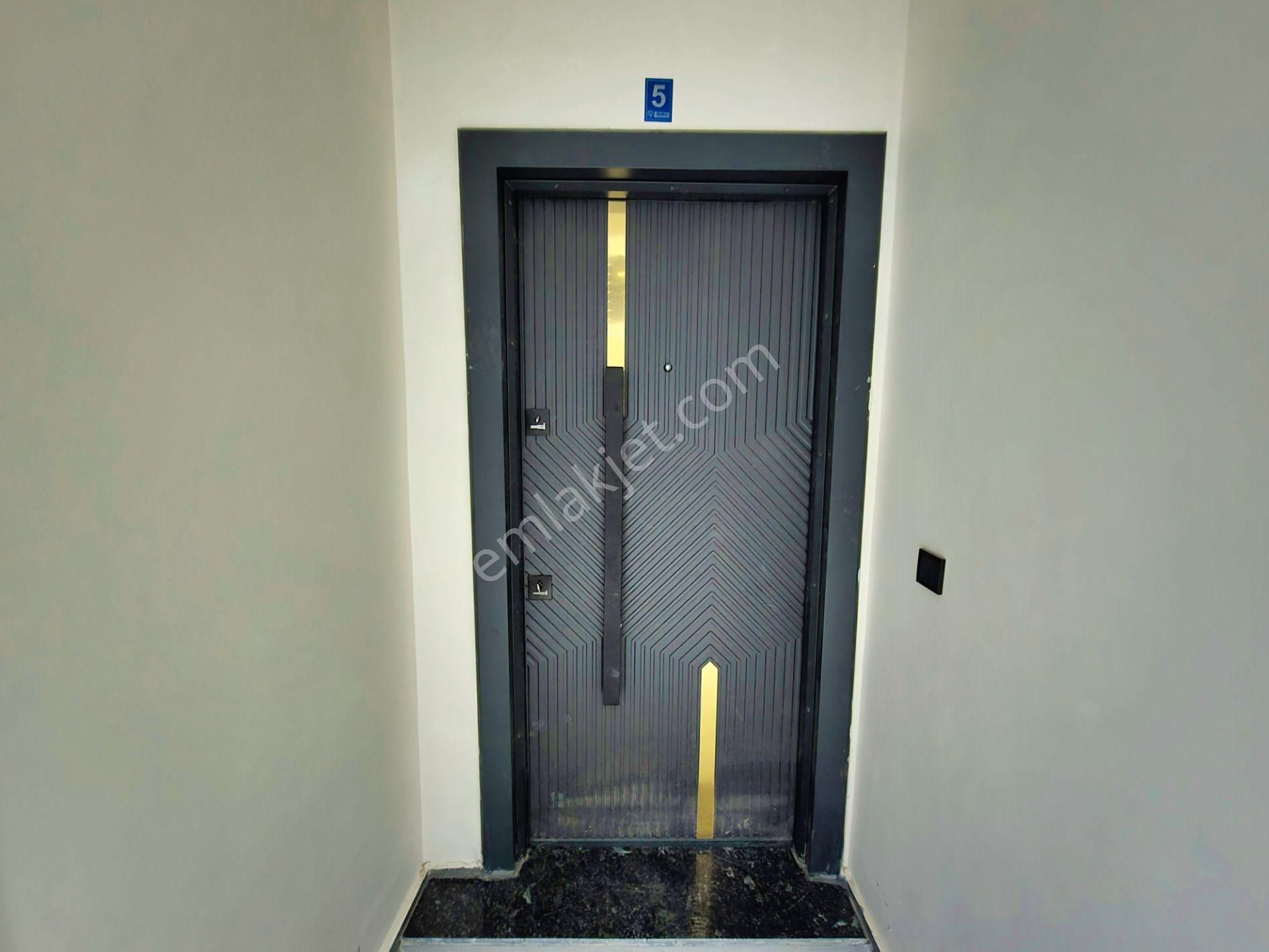 İşyapar Gayrimenkulden Selahaddin Eyyubi Mahallesinde Merkezi Konumda Arakat Lüks 3+1 Daire 🔥 - Görsel 8