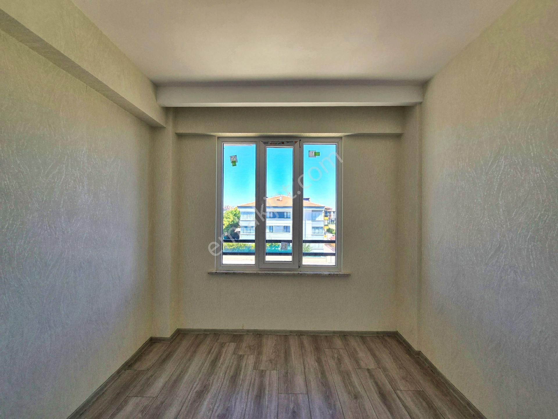 İşyapar Gayrimenkulden Selahaddin Eyyubi Mahallesinde Merkezi Konumda Arakat Lüks 3+1 Daire 🔥 - Görsel 37