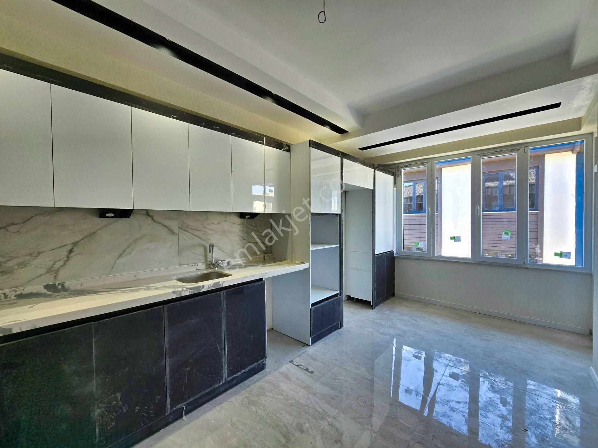 İşyapar Gayrimenkulden Selahaddin Eyyubi Mahallesinde Merkezi Konumda Arakat Lüks 3+1 Daire 🔥 - Görsel 10