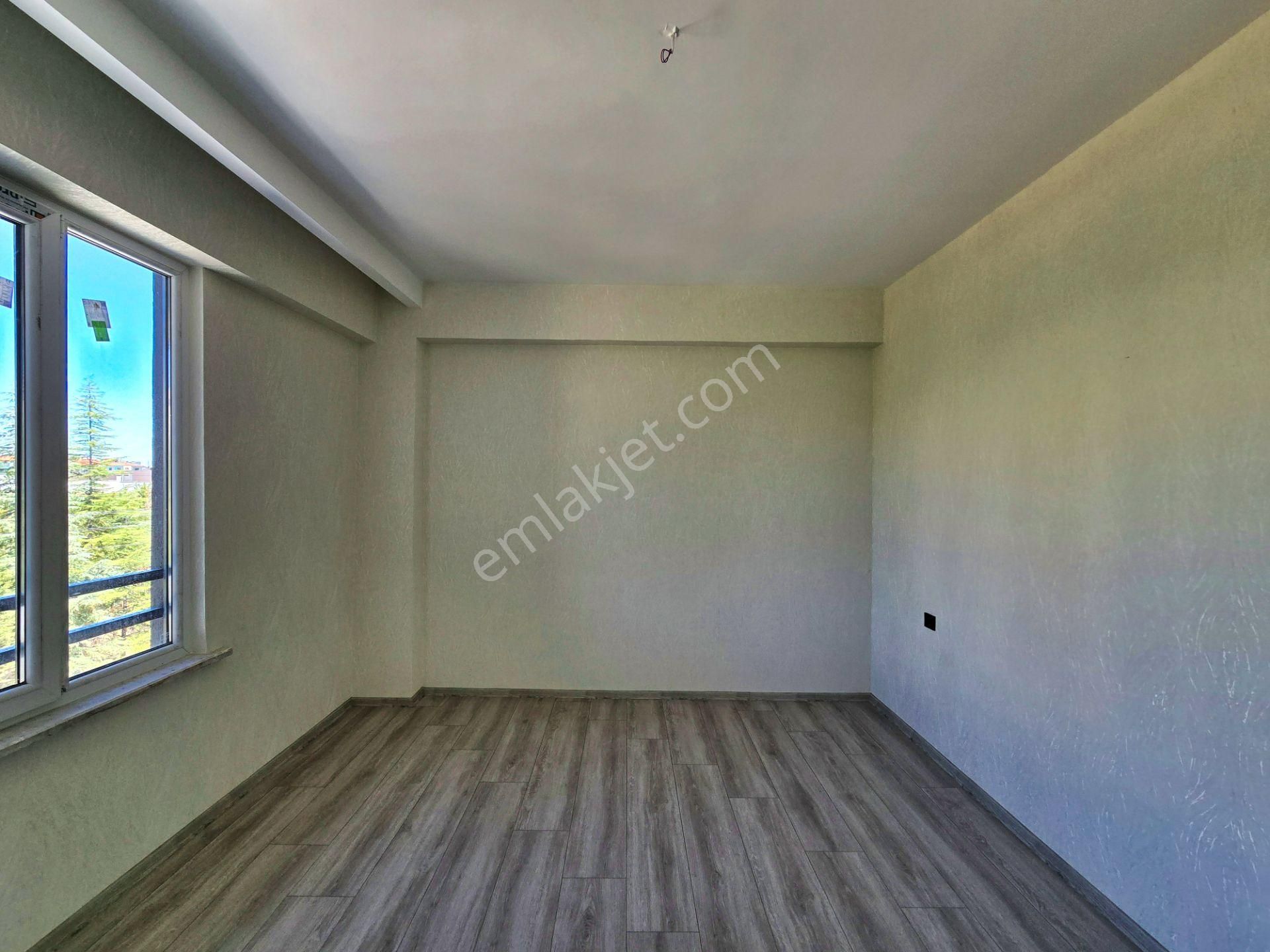 İşyapar Gayrimenkulden Selahaddin Eyyubi Mahallesinde Merkezi Konumda Arakat Lüks 3+1 Daire 🔥 - Görsel 32