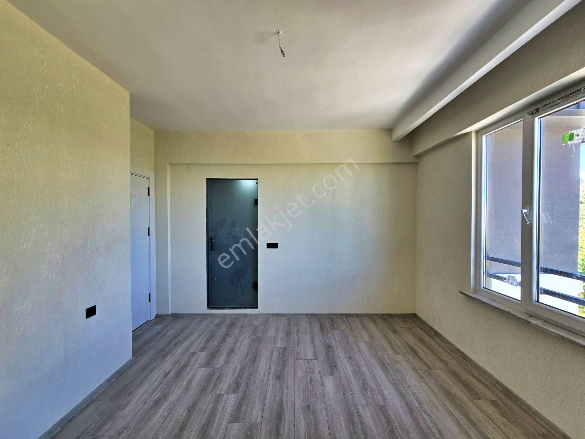 İşyapar Gayrimenkulden Selahaddin Eyyubi Mahallesinde Merkezi Konumda Arakat Lüks 3+1 Daire 🔥 - Görsel 34