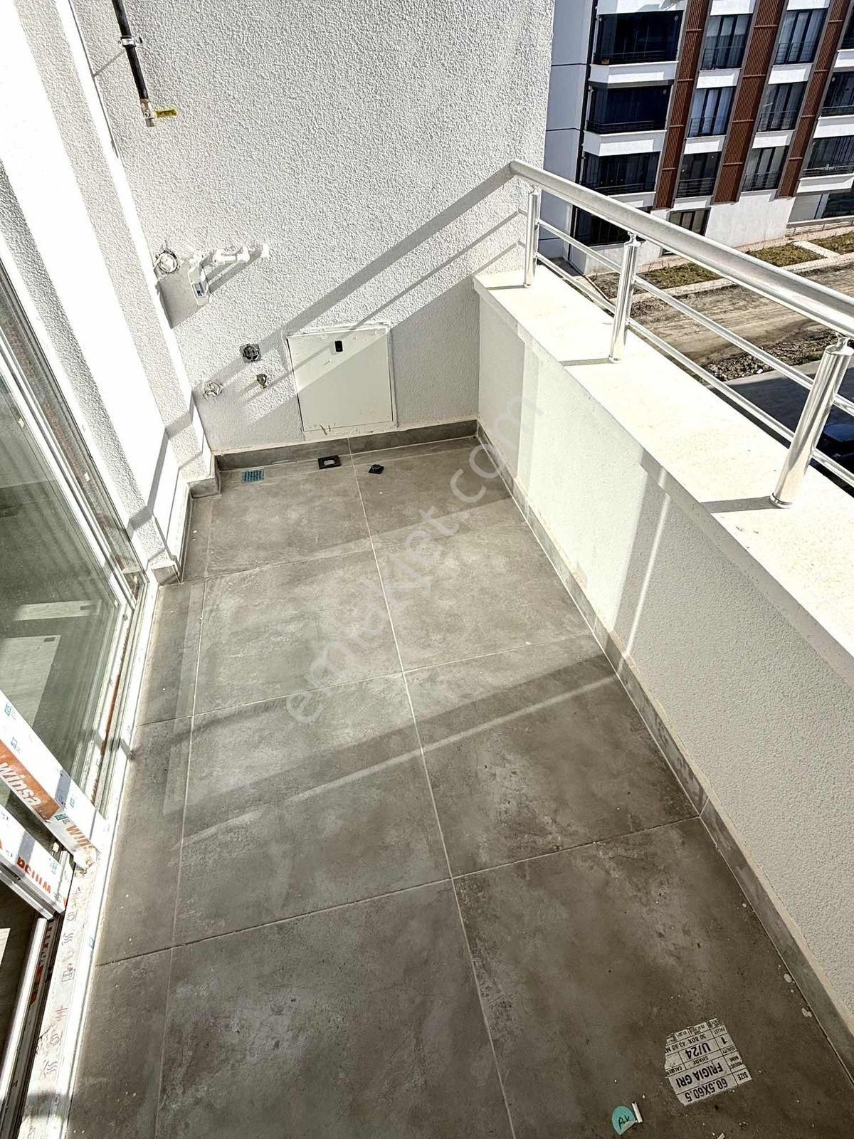 Truva//selim Dağhan'dan Bulvara Cephe~geniş~hollü Satılık 1+1 - Görsel 12