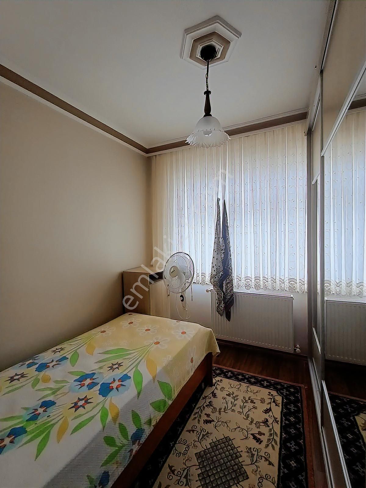 Kardelen'de 85m2 Geniş Bahçeli - Yapılı - İç Köşe Tripleks - Görsel 8