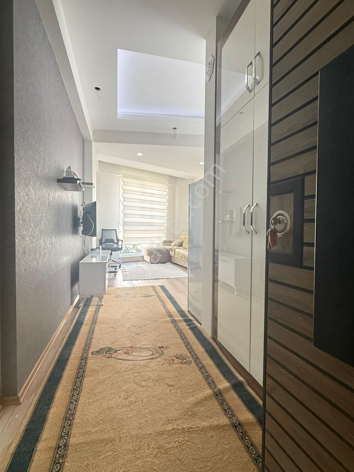 Eskidjiden Çamlık Cad. Ve Forum Yakını Ara Kat 1+1 Lüks Apart ! - Görsel 9