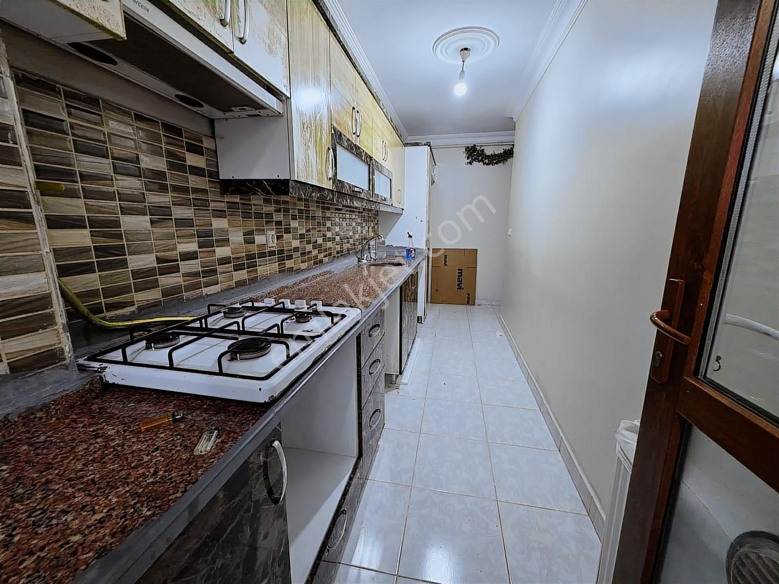 Mimar Emlak'tan Satılık Yeni Emsallerinden Geniş 1. Kat Daire - Görsel 13