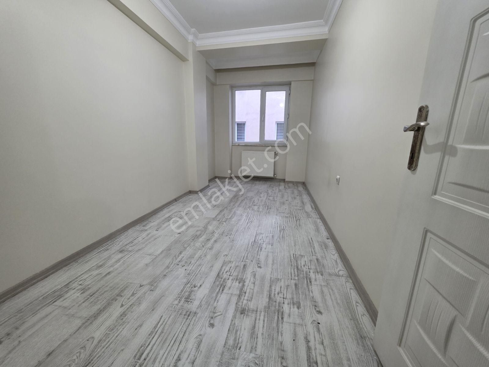 Mimar Emlak'tan Satılık Yeni Emsallerinden Geniş 1. Kat Daire - Görsel 9