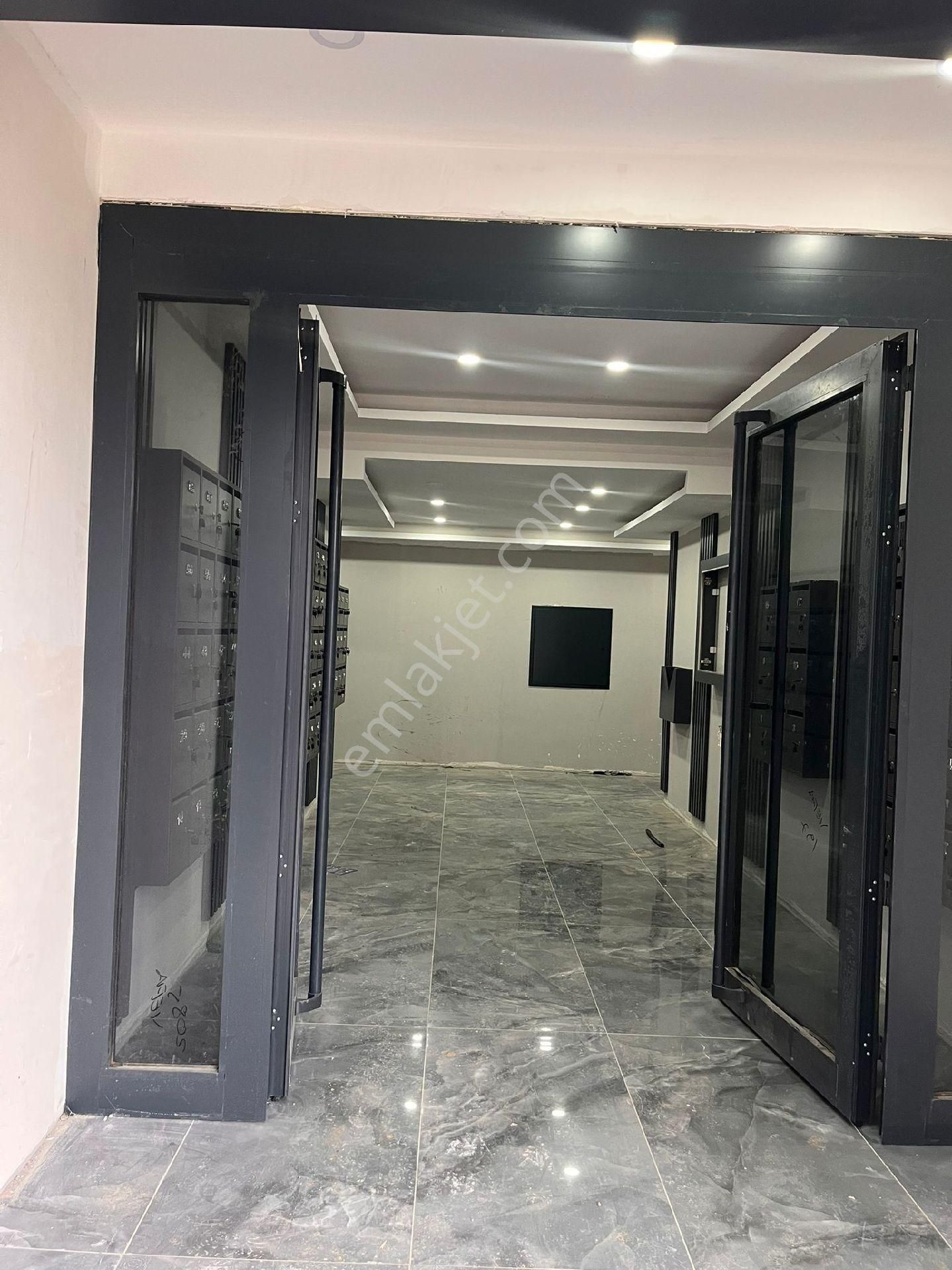 Görgülü Emlaktan Sancaktepede Satılık 2+1 Daire - Görsel 2