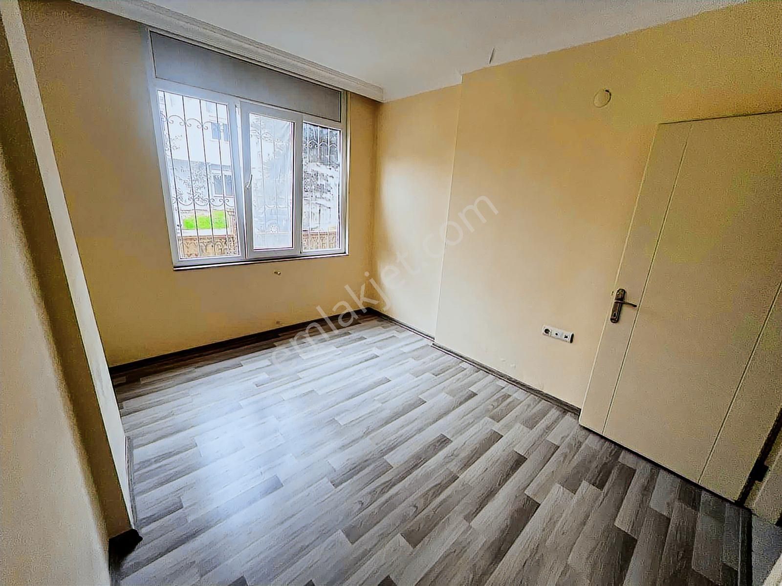 Yenidoğan Mahallesinde 2+1 Bakımlı Giriş Kat Kiralık Daire - Görsel 17