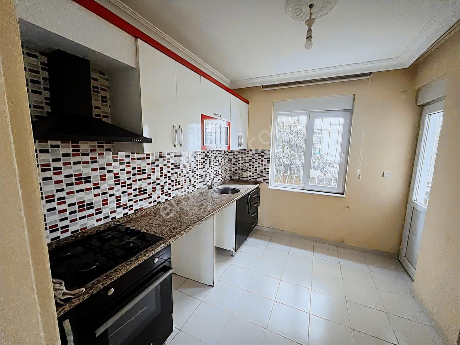 Yenidoğan Mahallesinde 2+1 Bakımlı Giriş Kat Kiralık Daire - Görsel 26