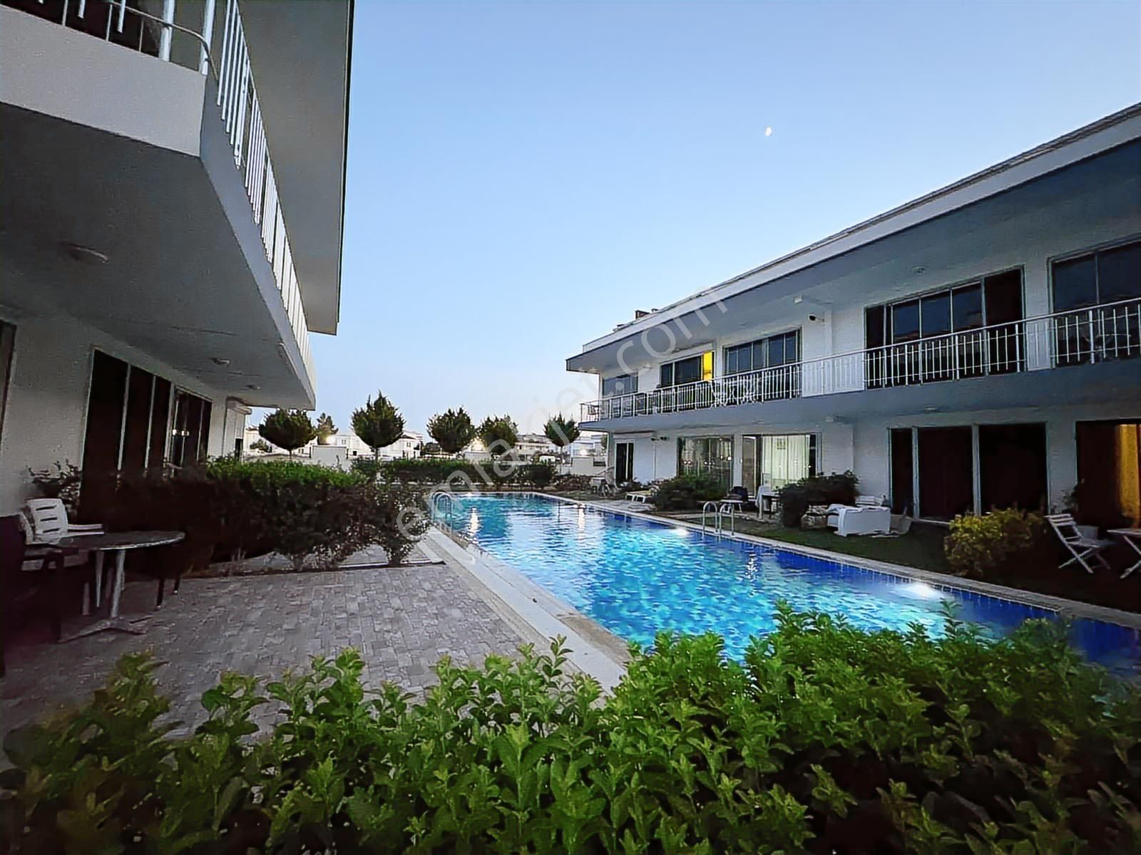 Kiralık 1+1 Eşyalı Daire | Havuzlu Site İçinde | Taşınmaya Hazır - Görsel 18