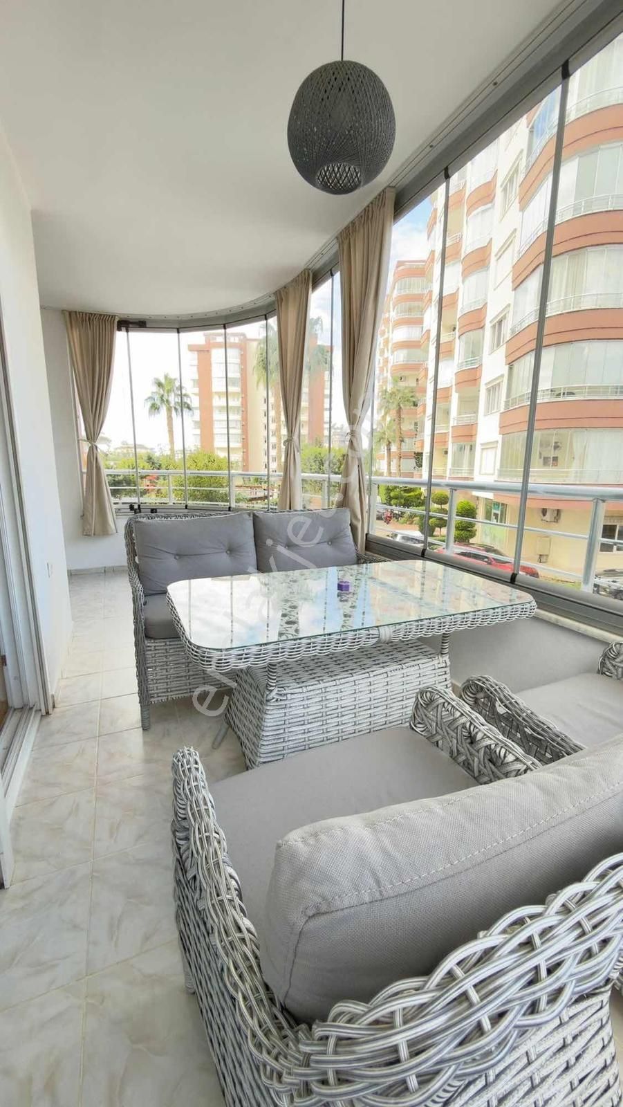 Tosmurda Satılık Lux 2+1 Daire - Görsel 16