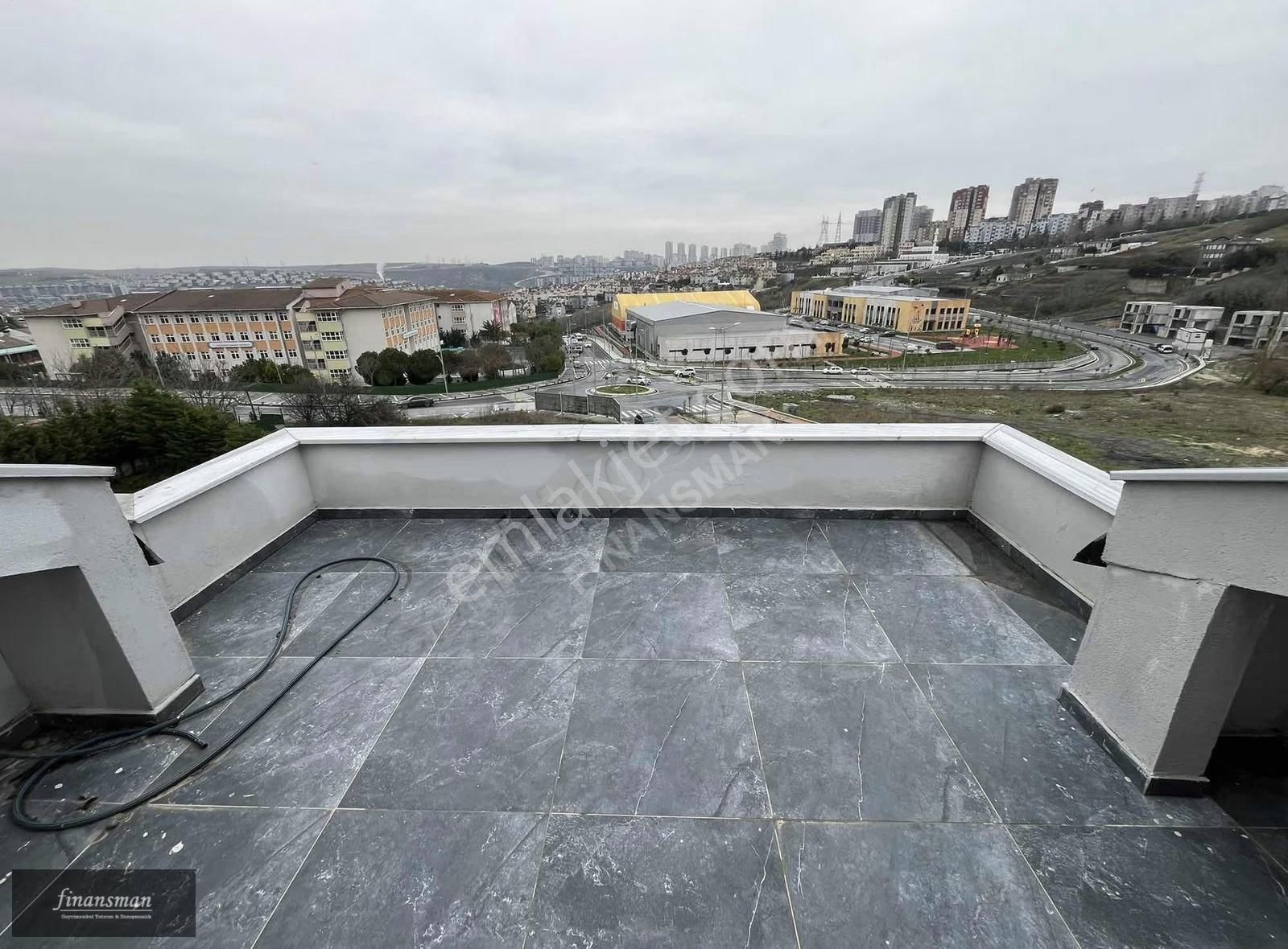 Bahçeşehir 2.kısım.. İçi Sıfır Teraslı Dublex.. Kısa Katlı Bina - Görsel 14