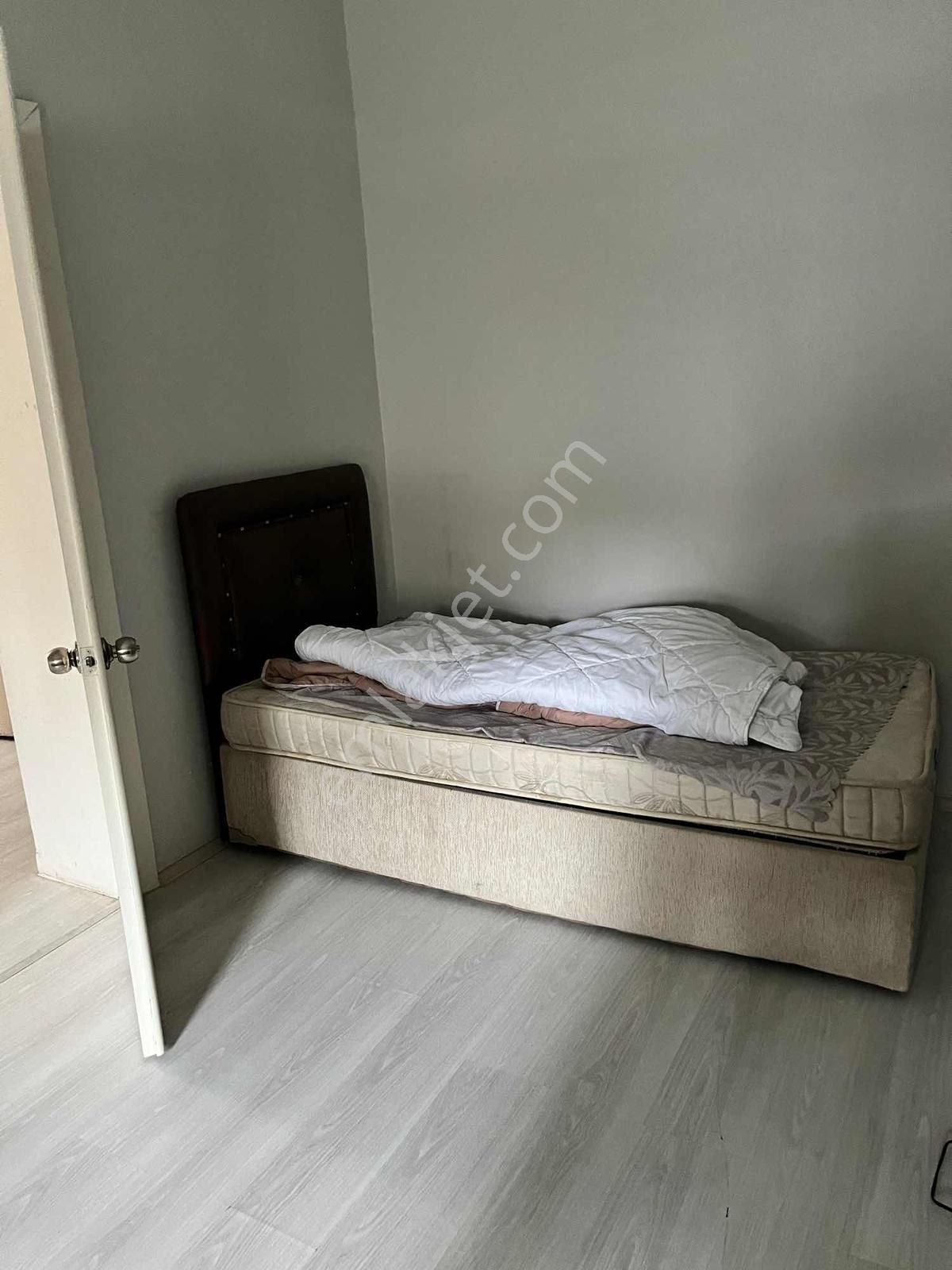 Serdivan Merkezde 1+1 / 160 M² / Eşyalı Kiralık Daire - Görsel 3