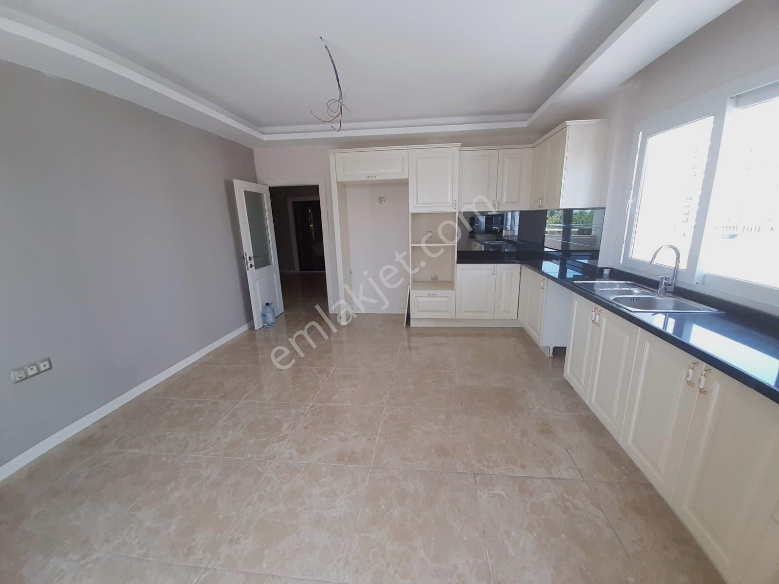 Mezitli Tece'de Aqua Park & Hamam & Sauna & Gerçek 3+1 Daire - Görsel 11