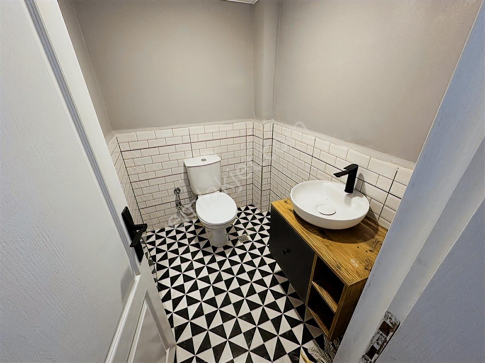 Değirmenönü Mah Komple Yenilenmiş 3+1 Çift Balkonlu Daire D112 - Görsel 7