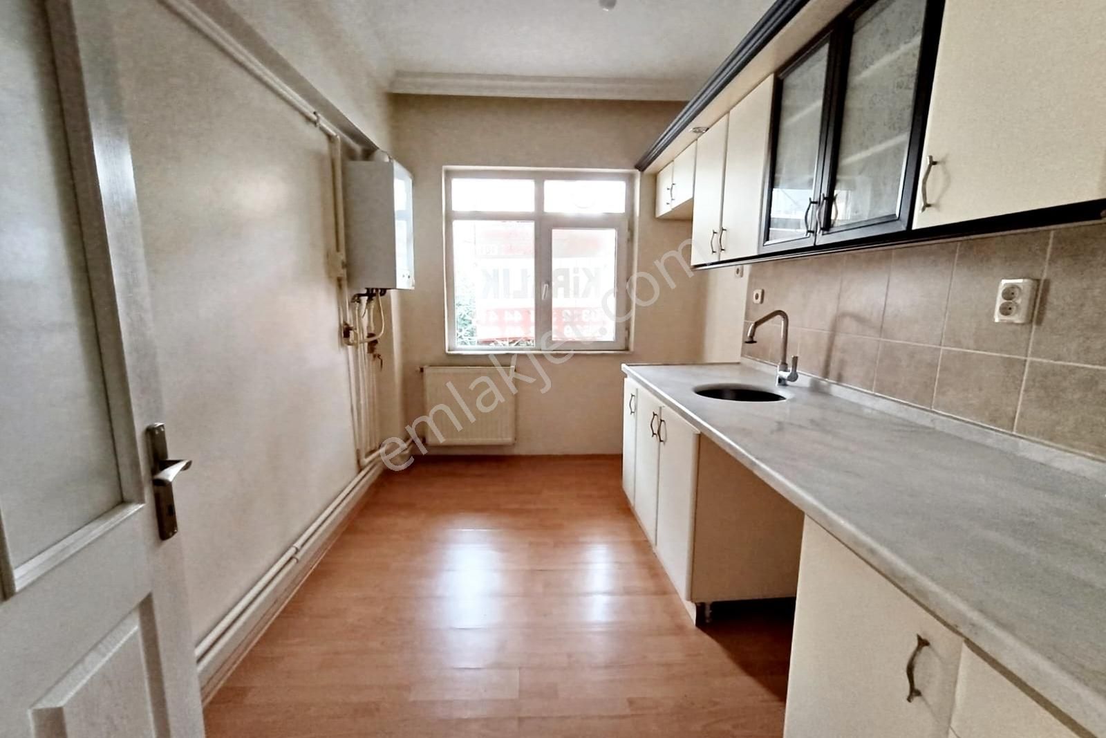 Ufuk Özdemir'den Şenlik Mah.buket Sok Ta Metro Yakın 2+1 Kiralık - Görsel 31