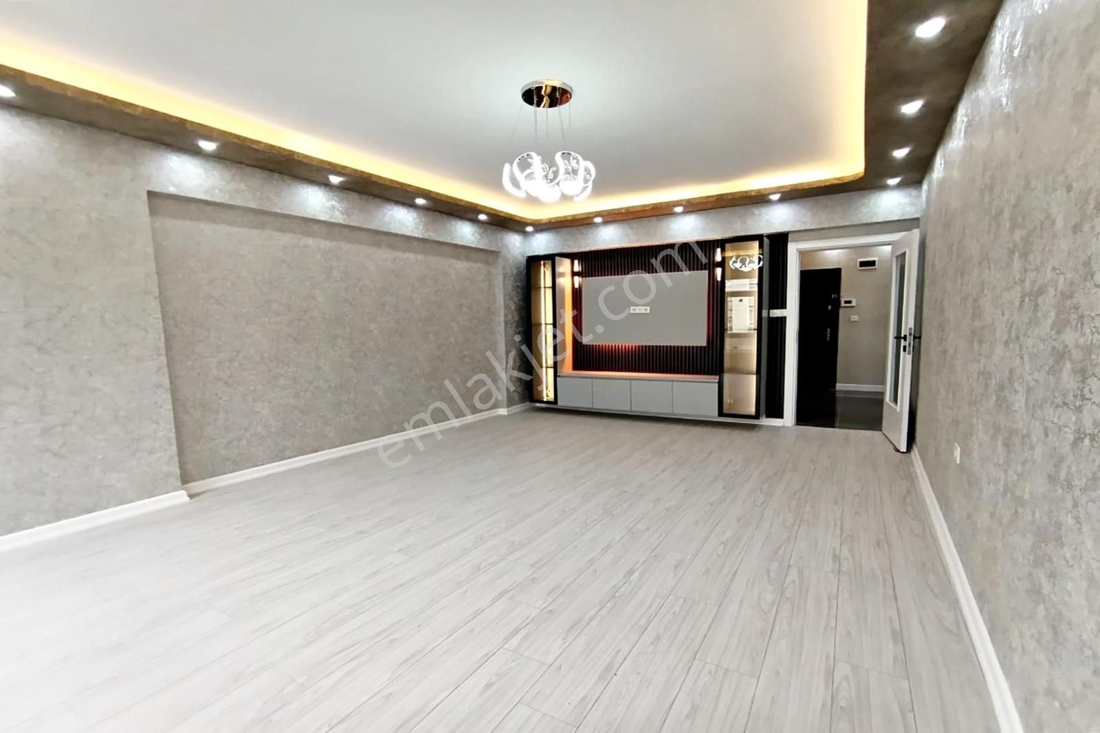 Ufuk Özdemir'den Çilek Sokak'ta Ultra Lüks Yapılı Bağımsız 3+1 - Görsel 16