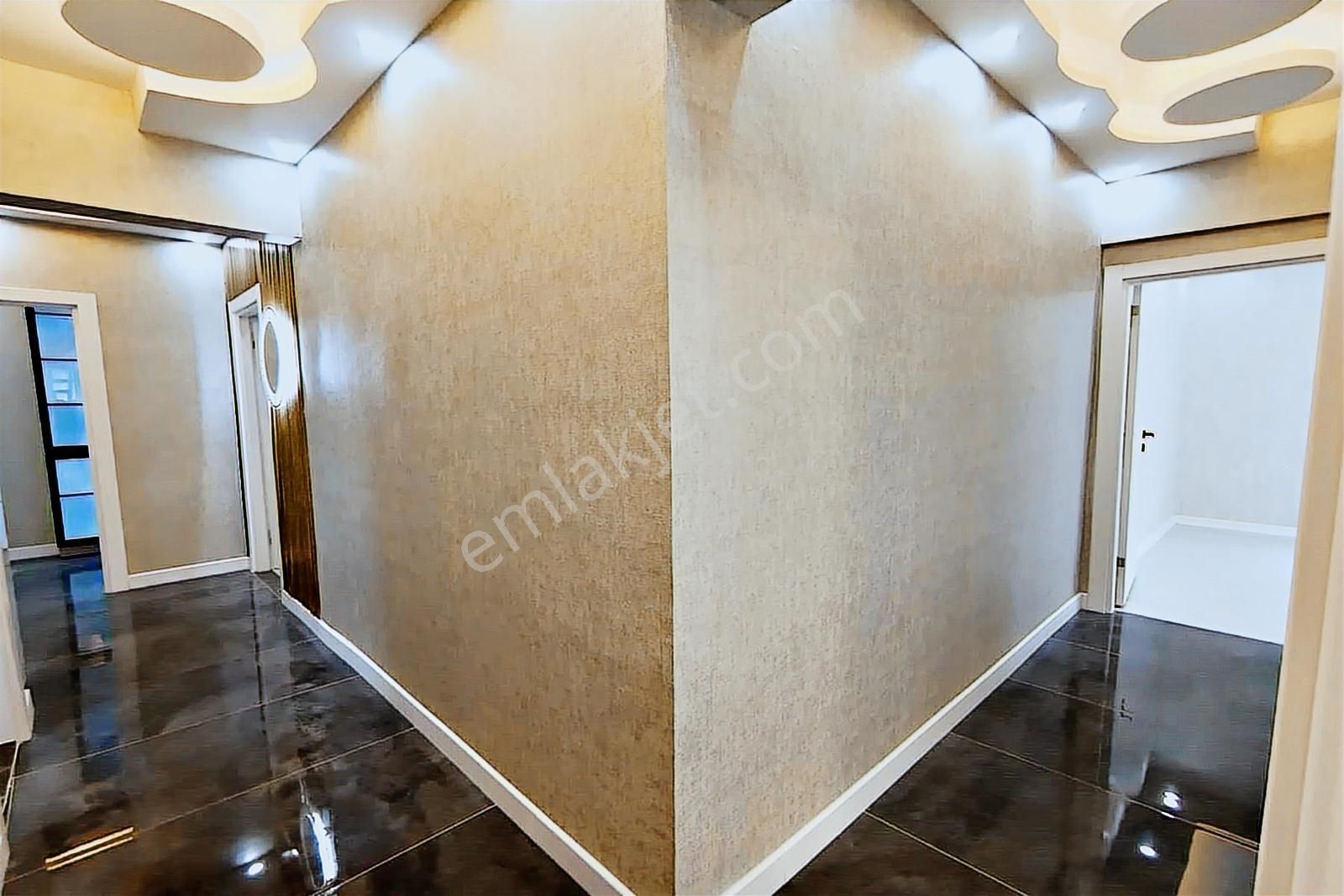 Ufuk Özdemir'den Çilek Sokak'ta Ultra Lüks Yapılı Bağımsız 3+1 - Görsel 18