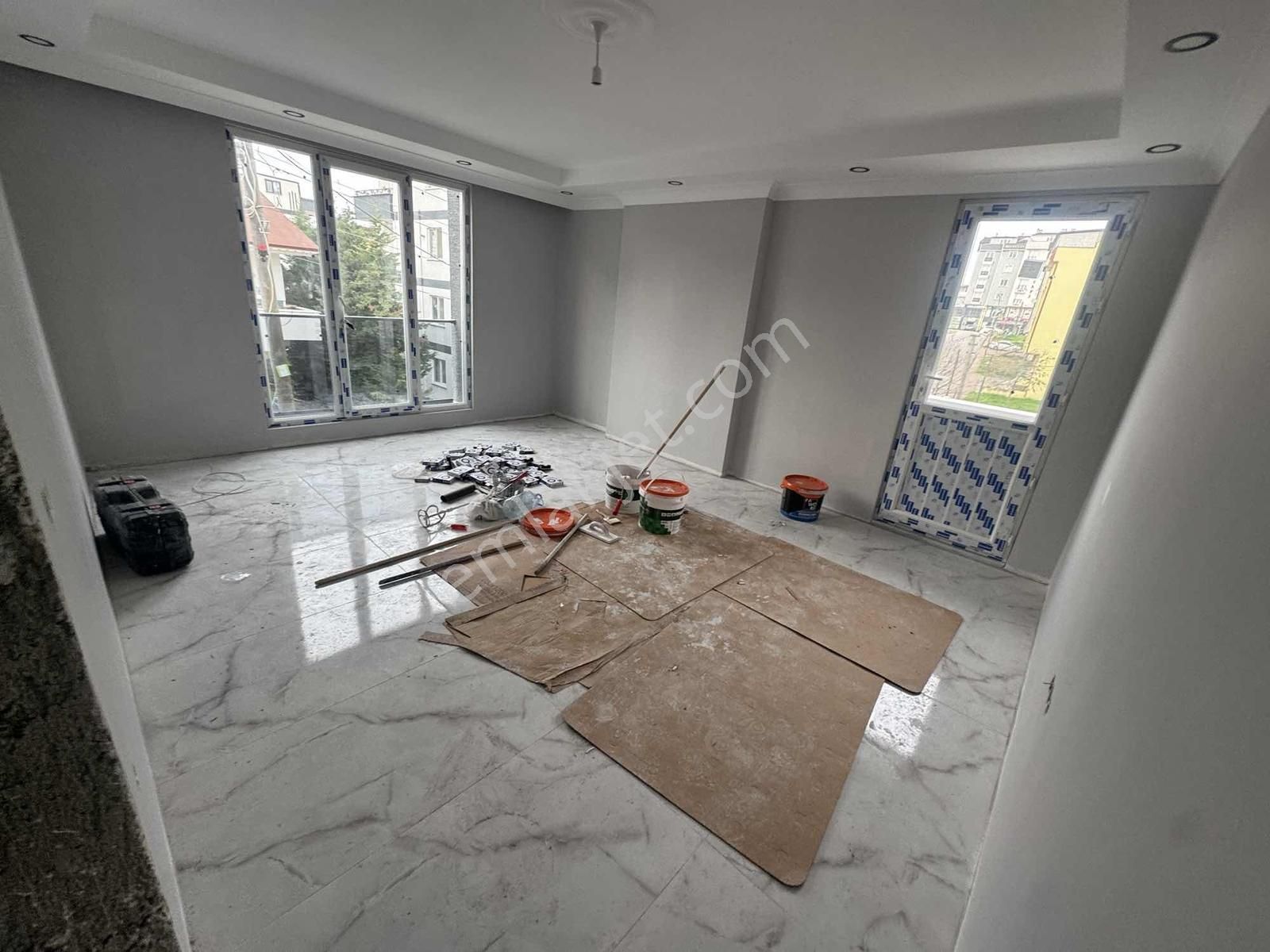 Karakolun Yanı Başında 2+1 90 M2 Sıfır Arakat - Görsel 9