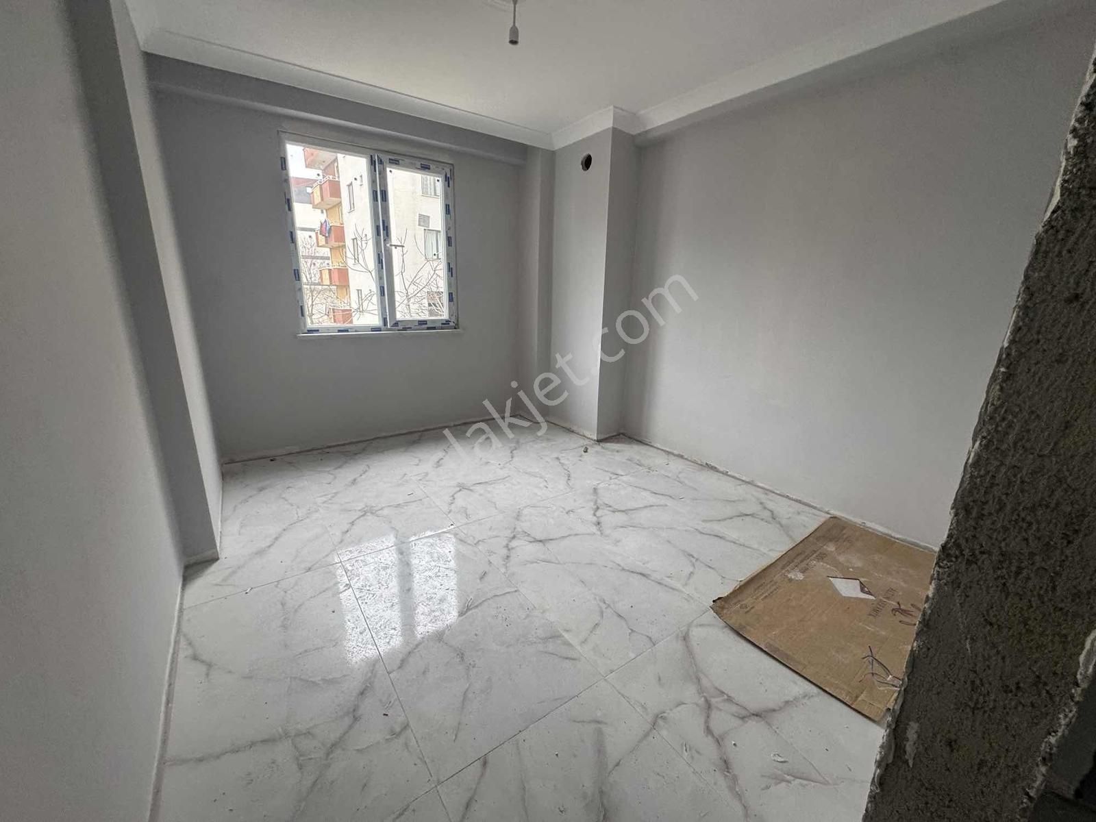 Karakolun Yanı Başında 2+1 90 M2 Sıfır Arakat - Görsel 10