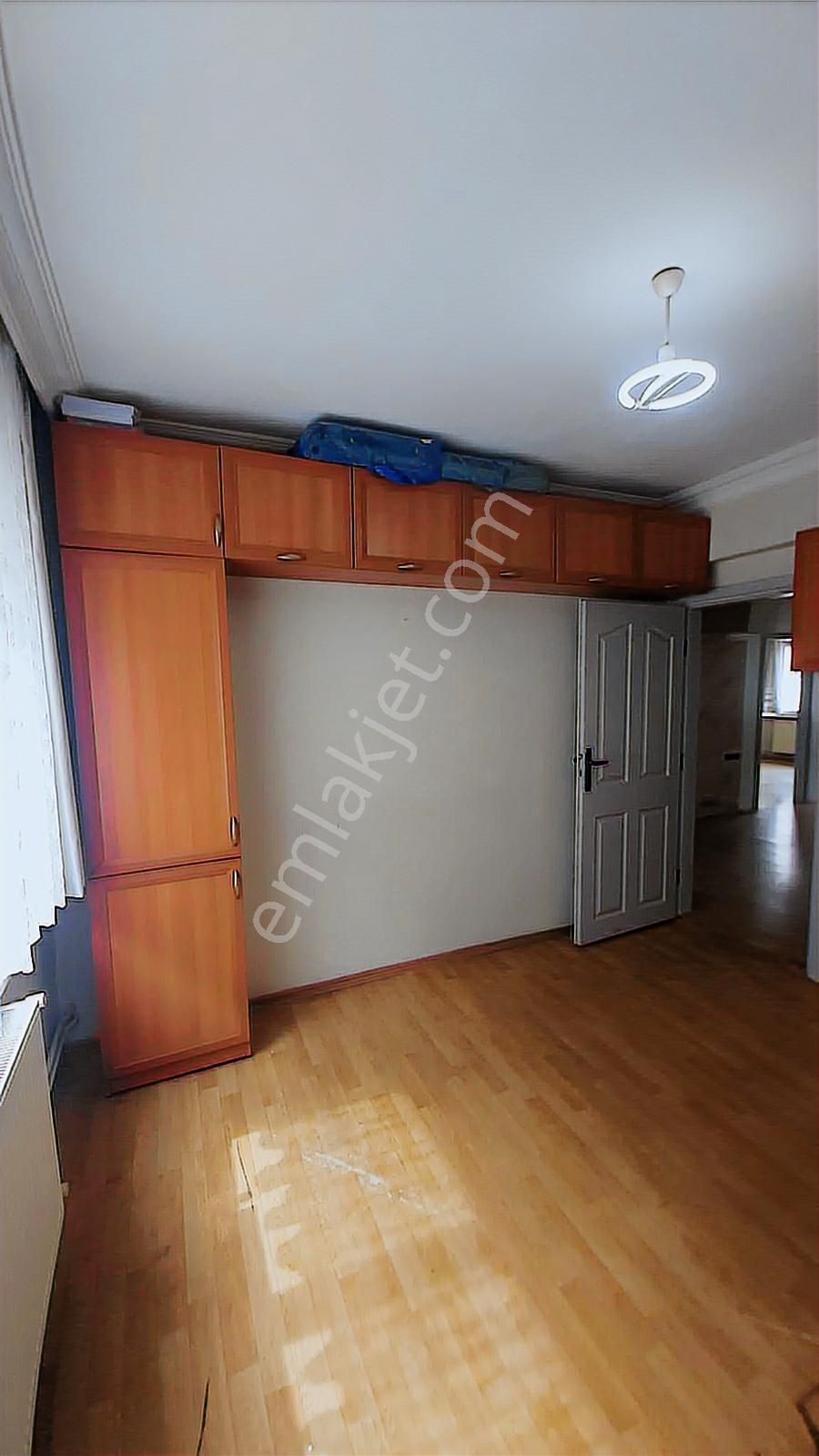 Bursa'nın Kalbinde Satılık İsterseniz İş Yeri / İsterseniz Daire - Görsel 3