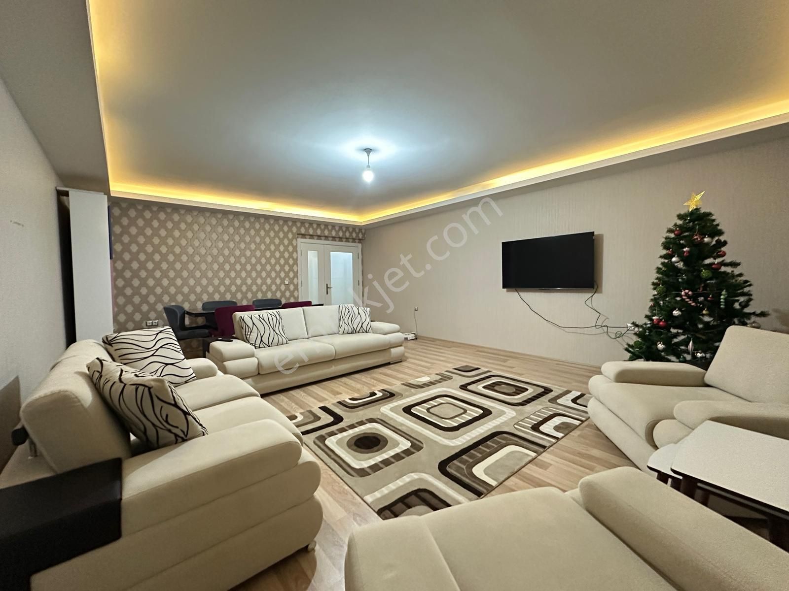 Ufuk Kılıç Emlak'tan Hastane Yanı 2 Bloklu Sitede 4+1 Fırsat Daire - Görsel 11