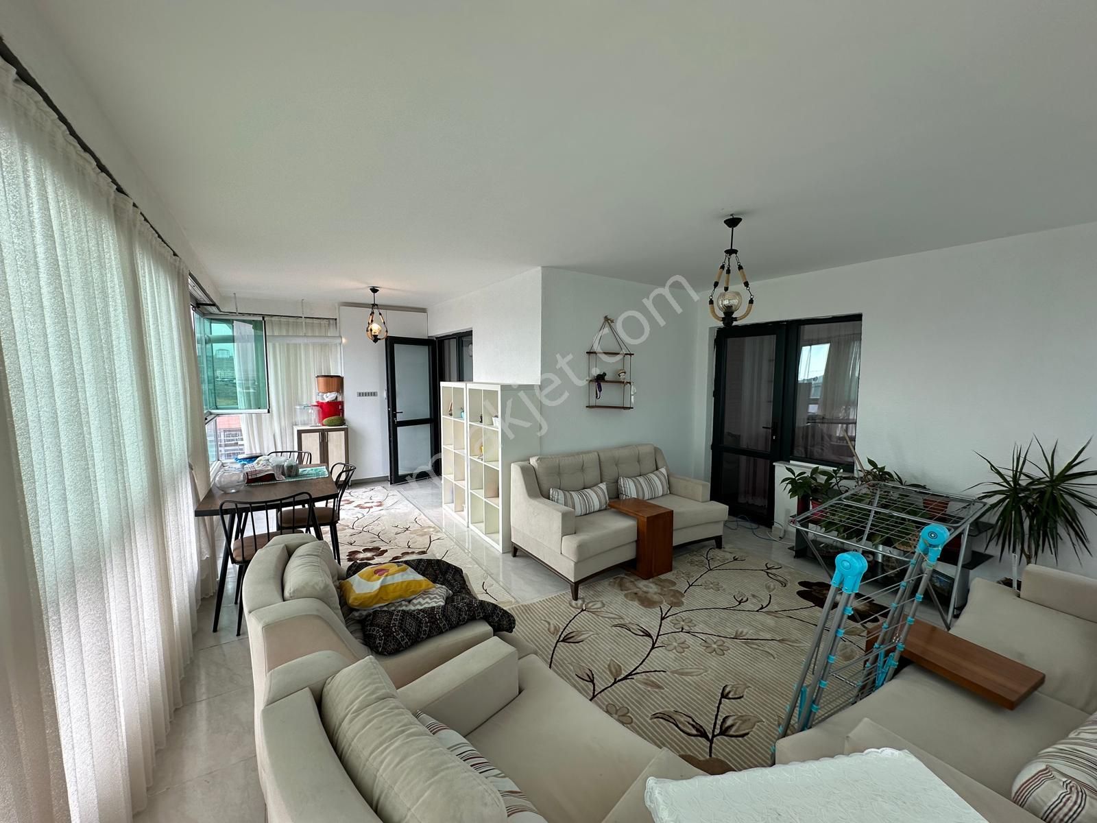 Ufuk Kılıç Emlak'tan Hastane Yanı 2 Bloklu Sitede 4+1 Fırsat Daire - Görsel 7