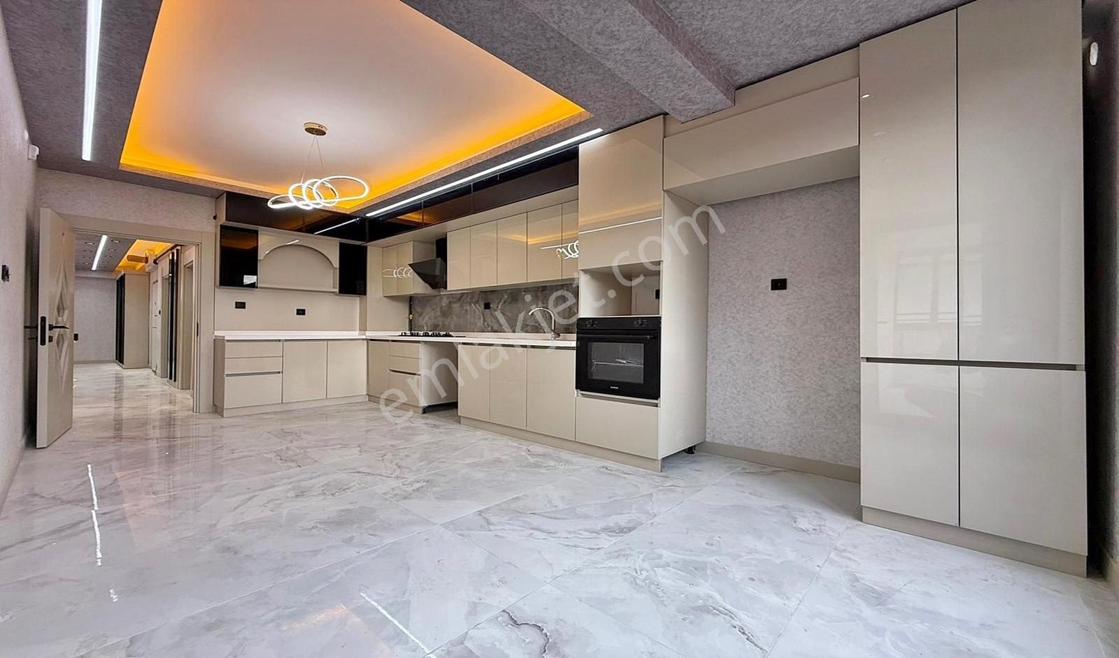 Yasa' Dan Karakaya'da 4.kat 3+1 Ebeveyn Banyolu Full Yapılı!!