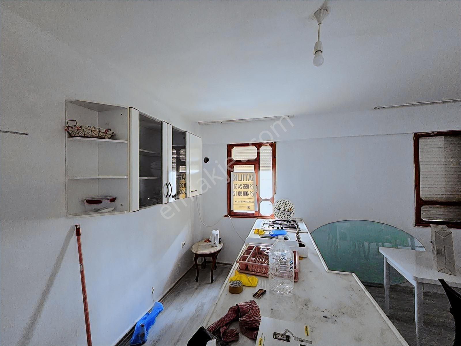 Çınarcık Çamlıkta Deniz Manzaralı Arakat Daire - Görsel 28