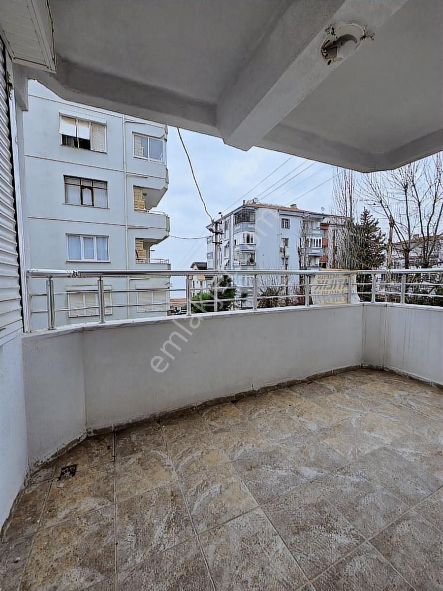 Çınarcık Çamlıkta Deniz Manzaralı Arakat Daire - Görsel 30