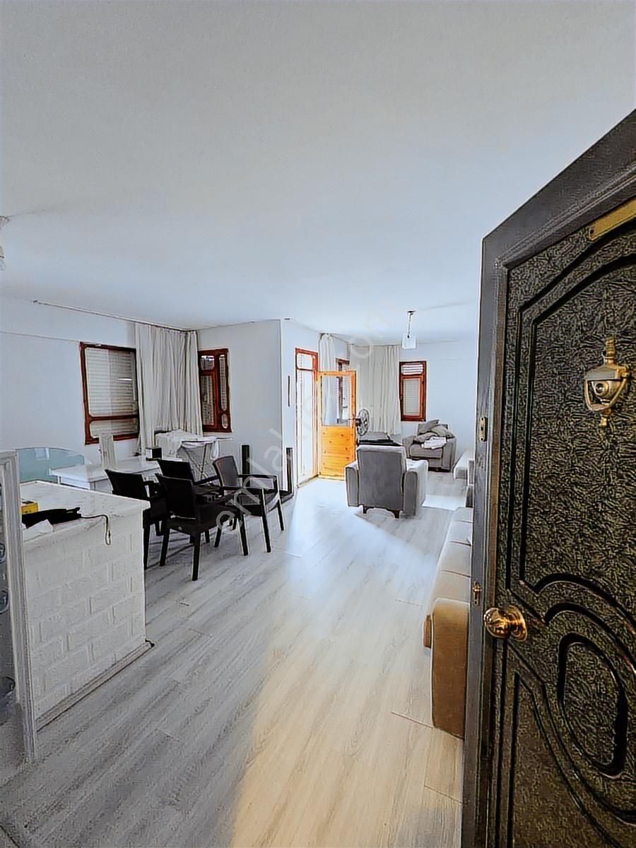 Çınarcık Çamlıkta Deniz Manzaralı Arakat Daire - Görsel 10