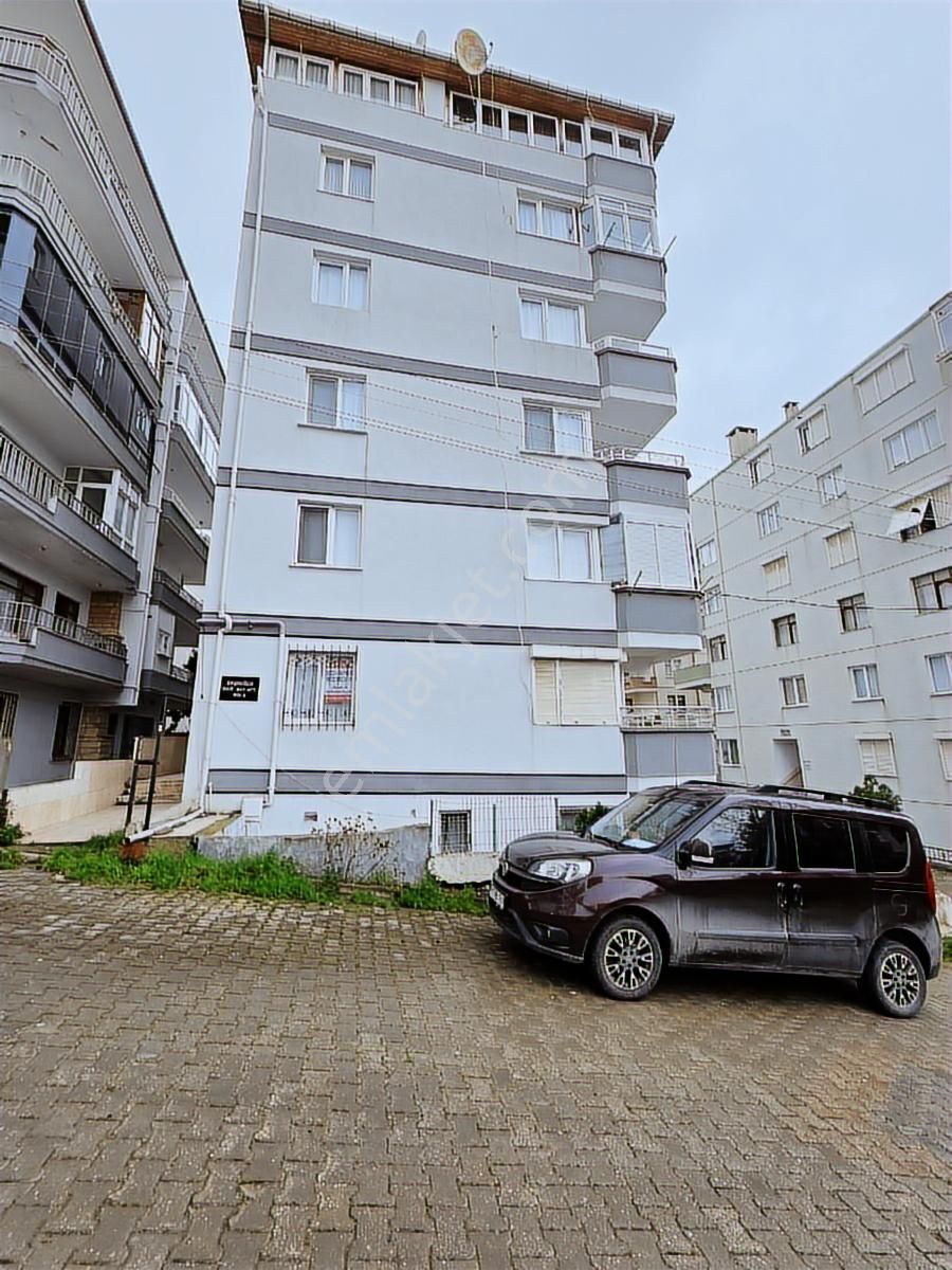 Çınarcık Çamlıkta Deniz Manzaralı Arakat Daire - Görsel 4