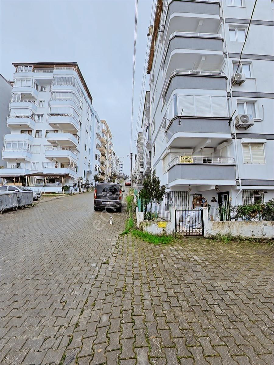 Çınarcık Çamlıkta Deniz Manzaralı Arakat Daire - Görsel 2