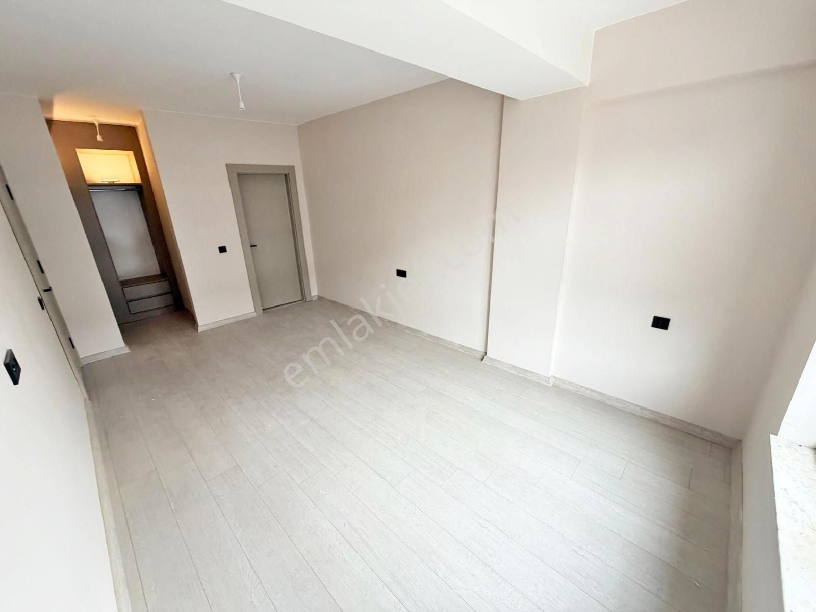 Yuvam'dan Menderes Mah'de Merkezi Lokasyonda 3+1 Daire - Görsel 32