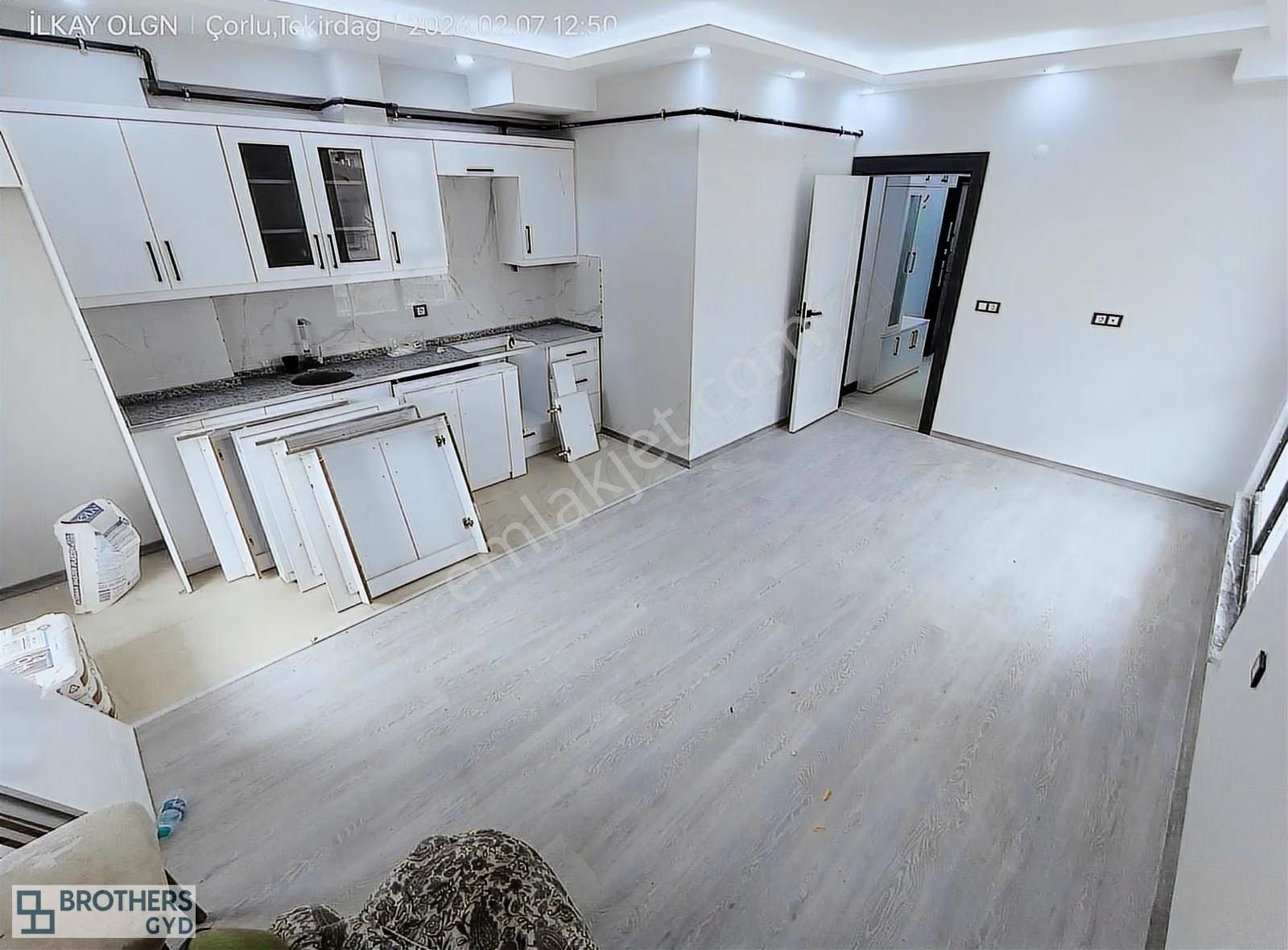 Brothersdan Kemalettin Mah.sıfır İskanlı 55m2 1+1 Satılık Daire - Görsel 6