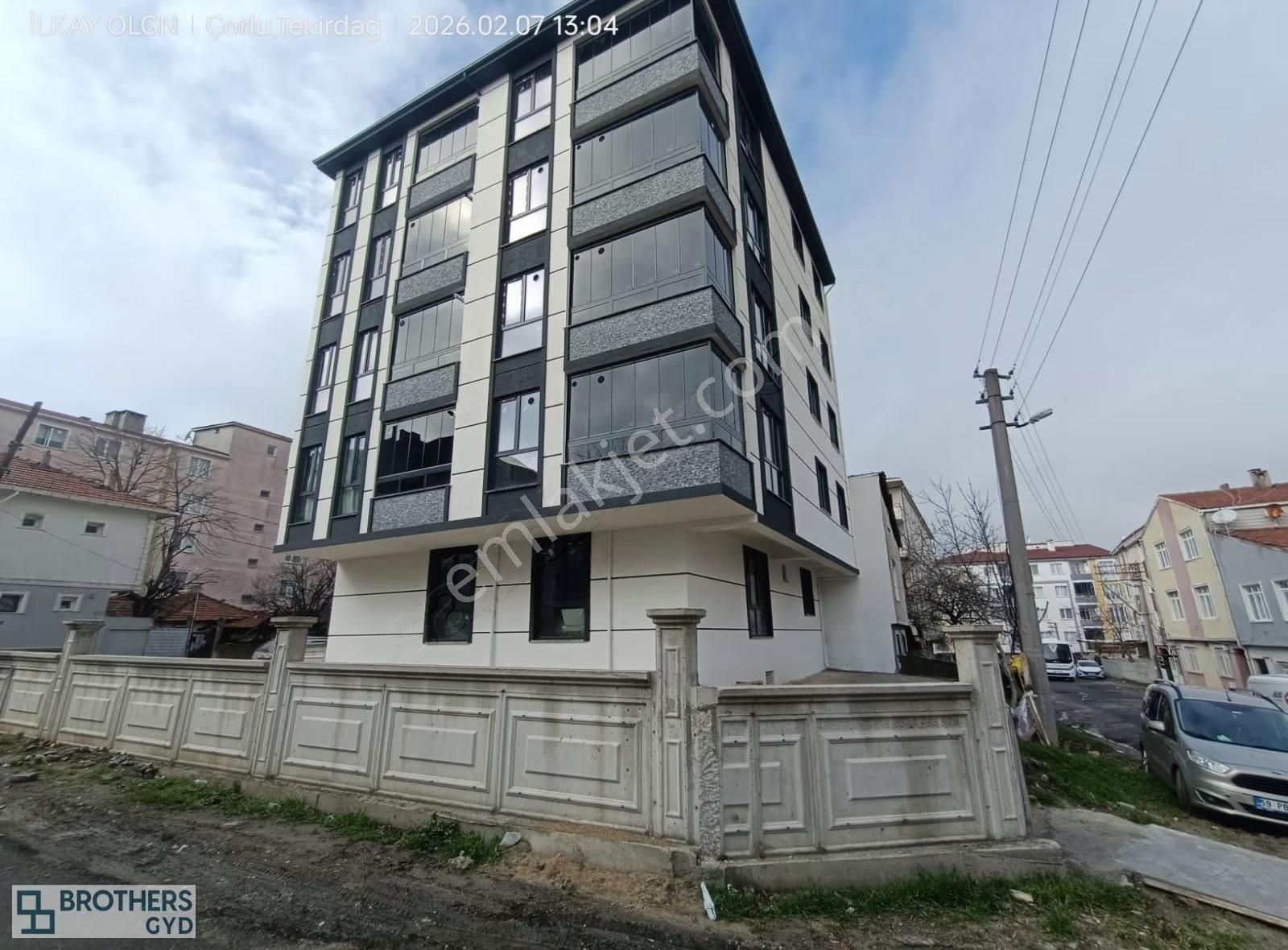 Brothersdan Kemalettin Mah.sıfır İskanlı 55m2 1+1 Satılık Daire