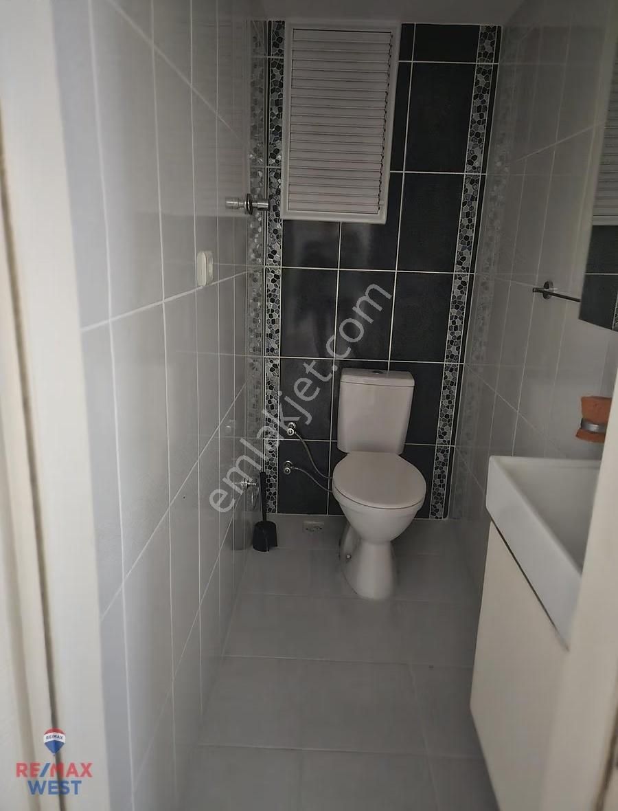Karşıyaka Çamlık Sahile Yakın Bahçe Katı Kiralık 3+1 Daire - Görsel 15