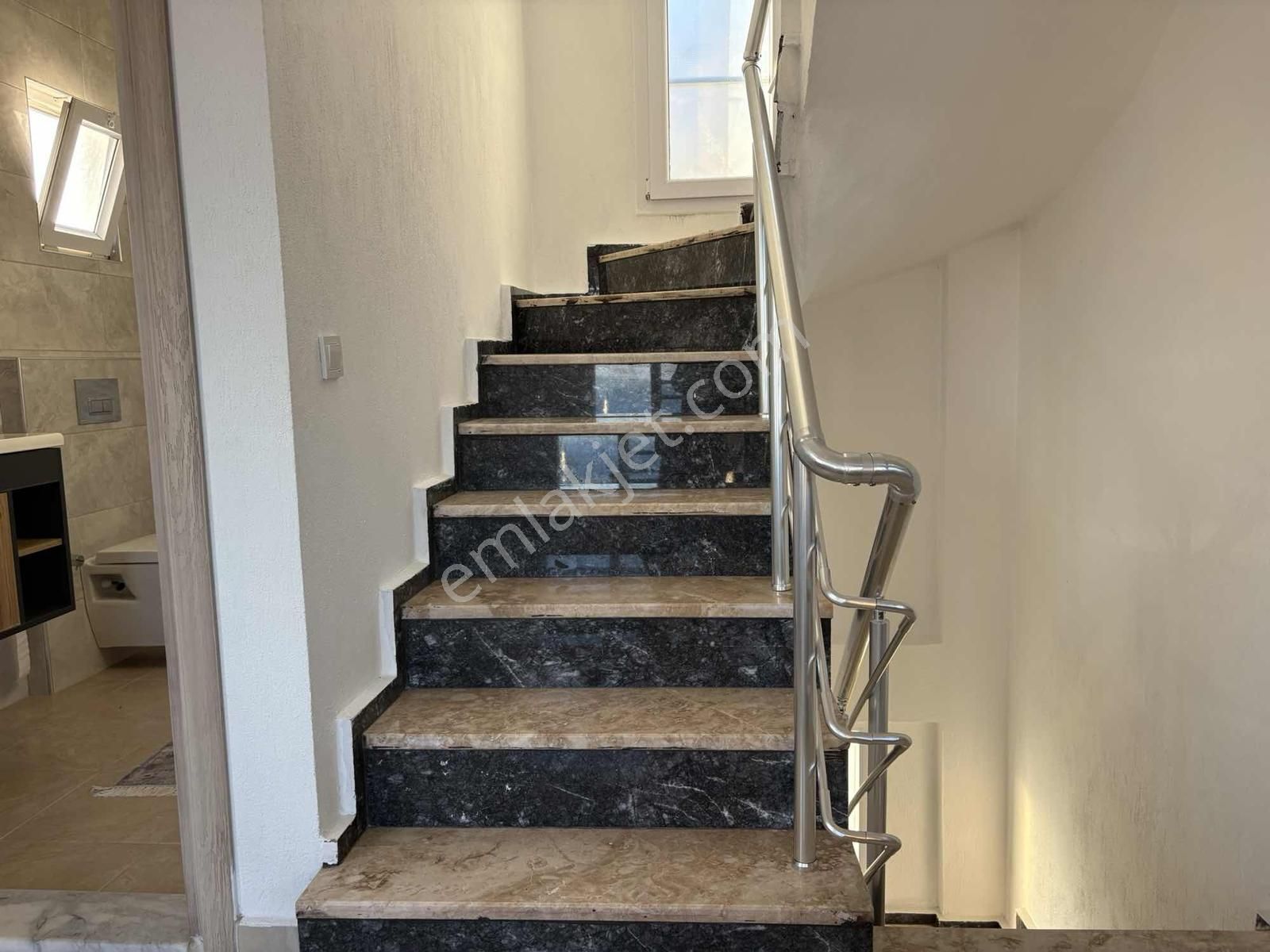 Yahşi'de Plajlı Sitede Yıllık Kiralık Müstakil Villa - Görsel 7