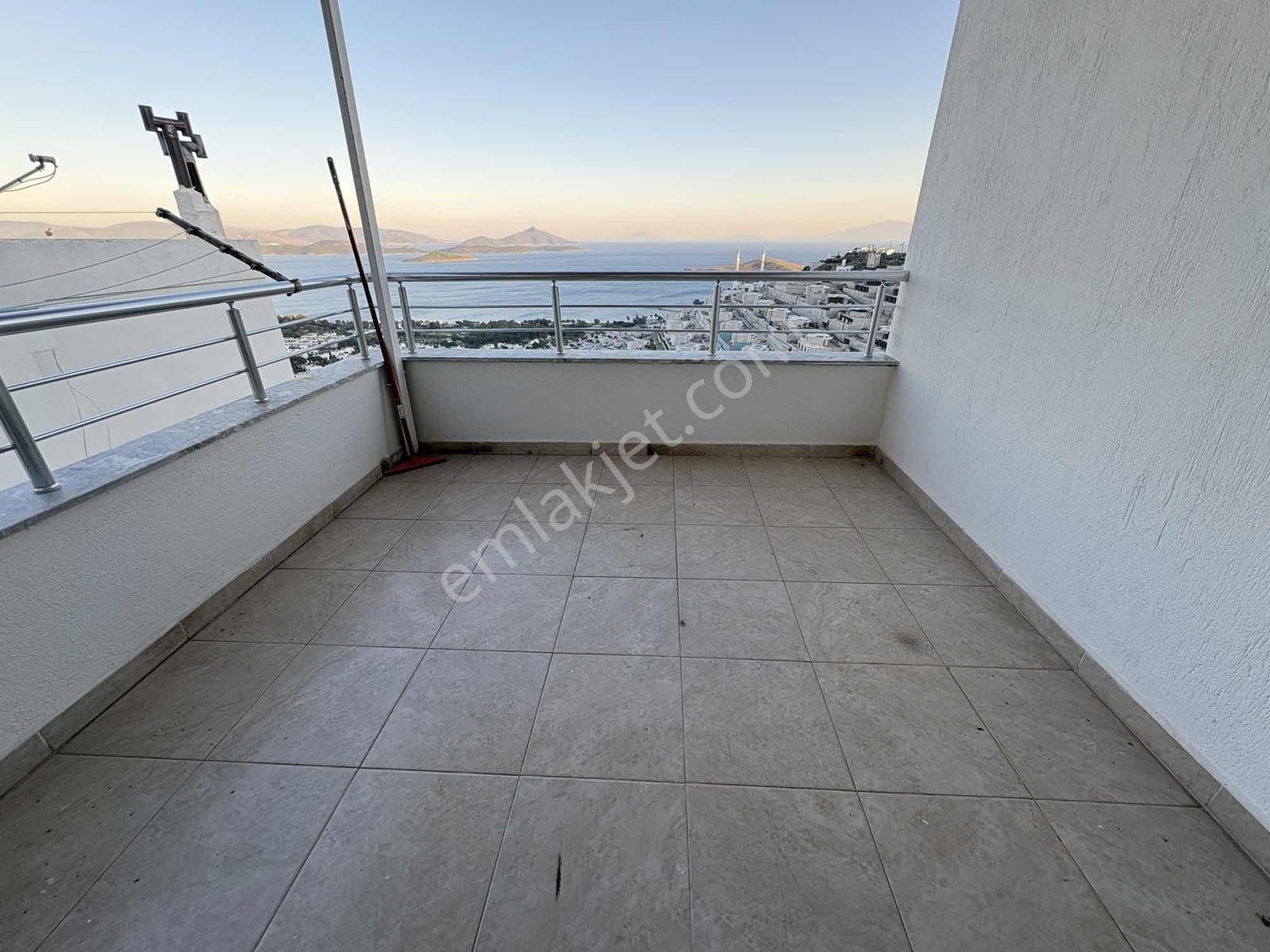 Yahşi'de Plajlı Sitede Yıllık Kiralık Müstakil Villa - Görsel 4